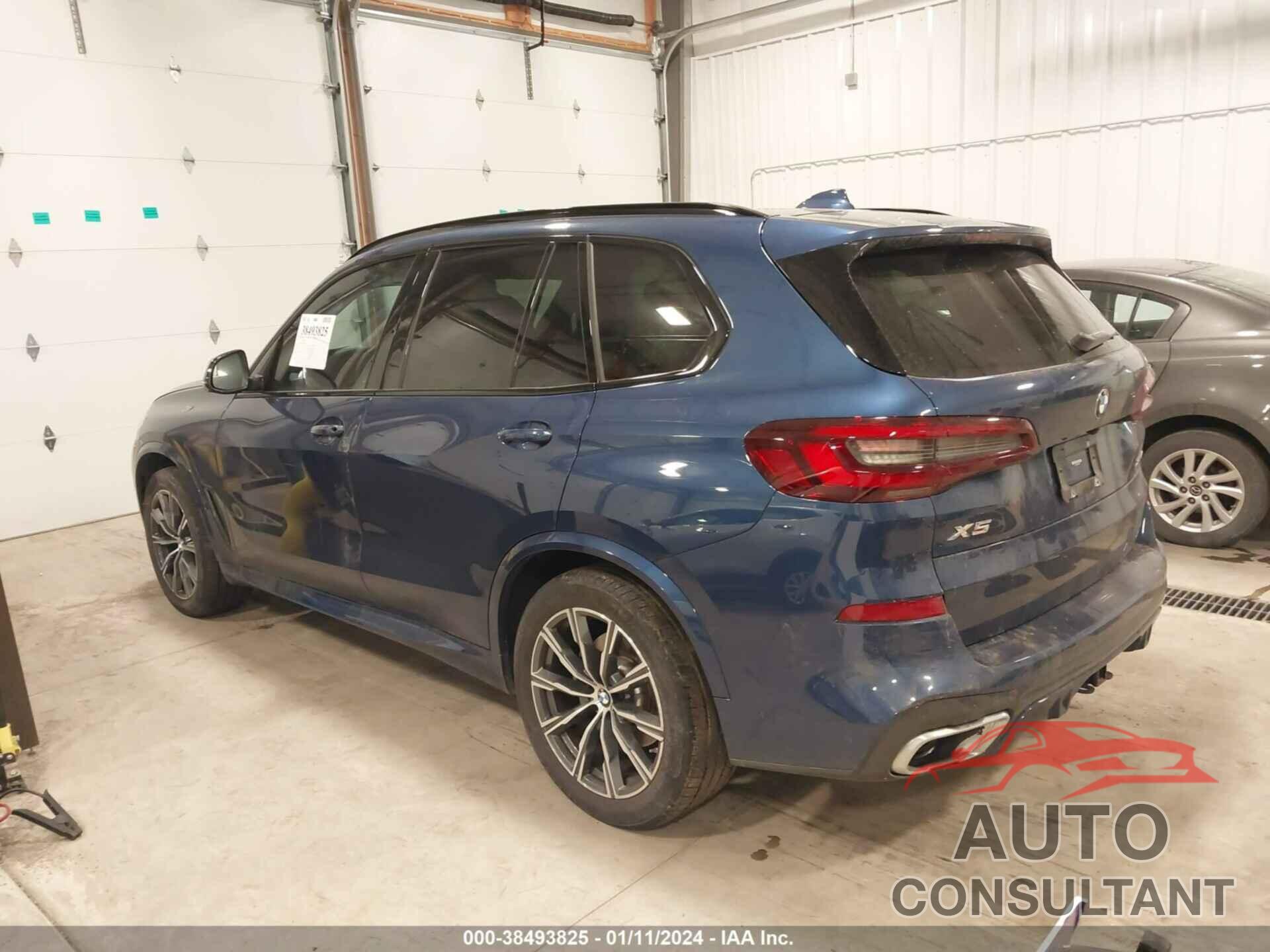 BMW X5 2021 - 5UXCR6C03M9E62847