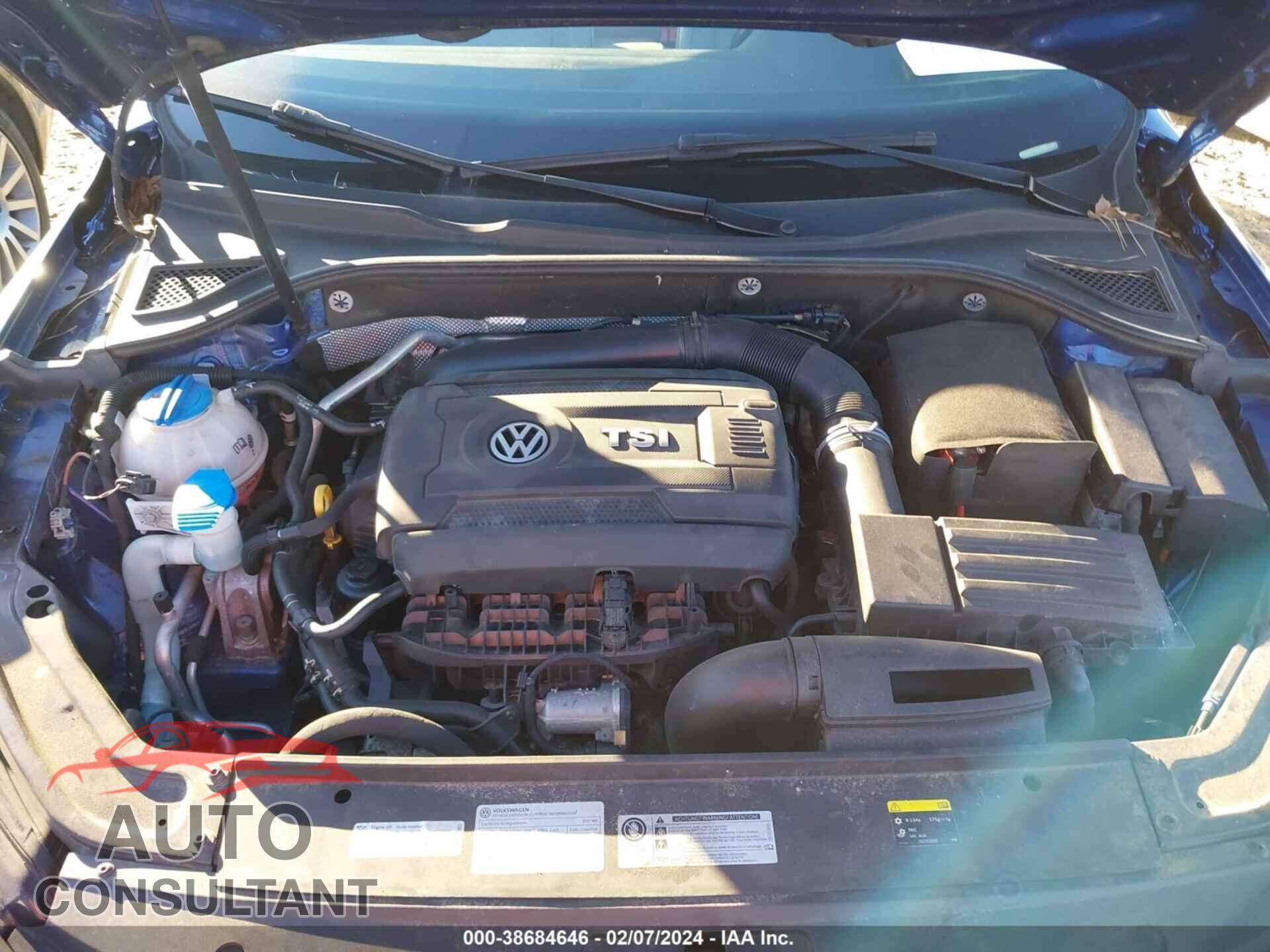 VOLKSWAGEN PASSAT 2017 - 1VWBT7A31HC035641