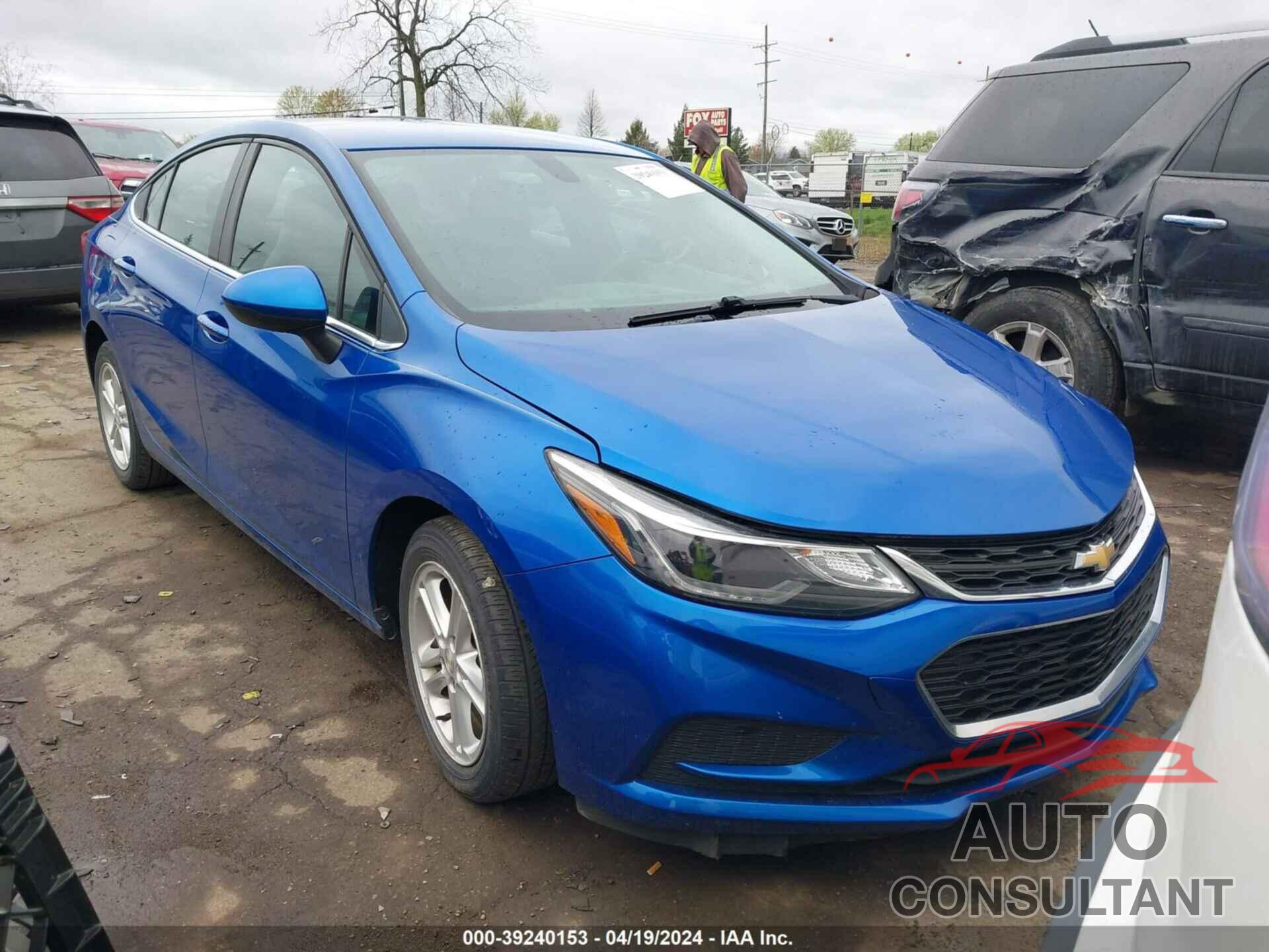 CHEVROLET CRUZE 2017 - 1G1BE5SM3H7127599