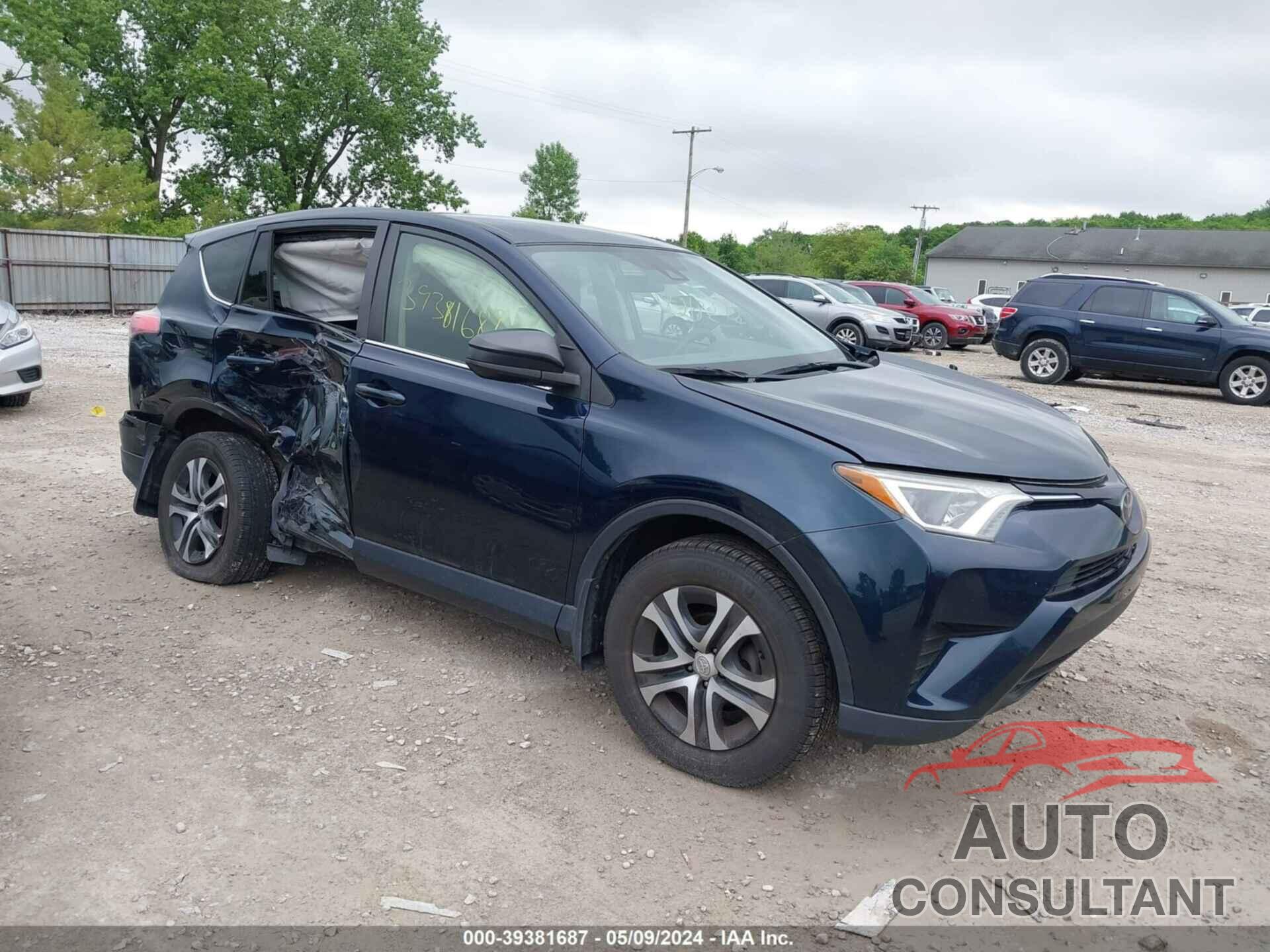 TOYOTA RAV4 2017 - JTMBFREV3HJ713304