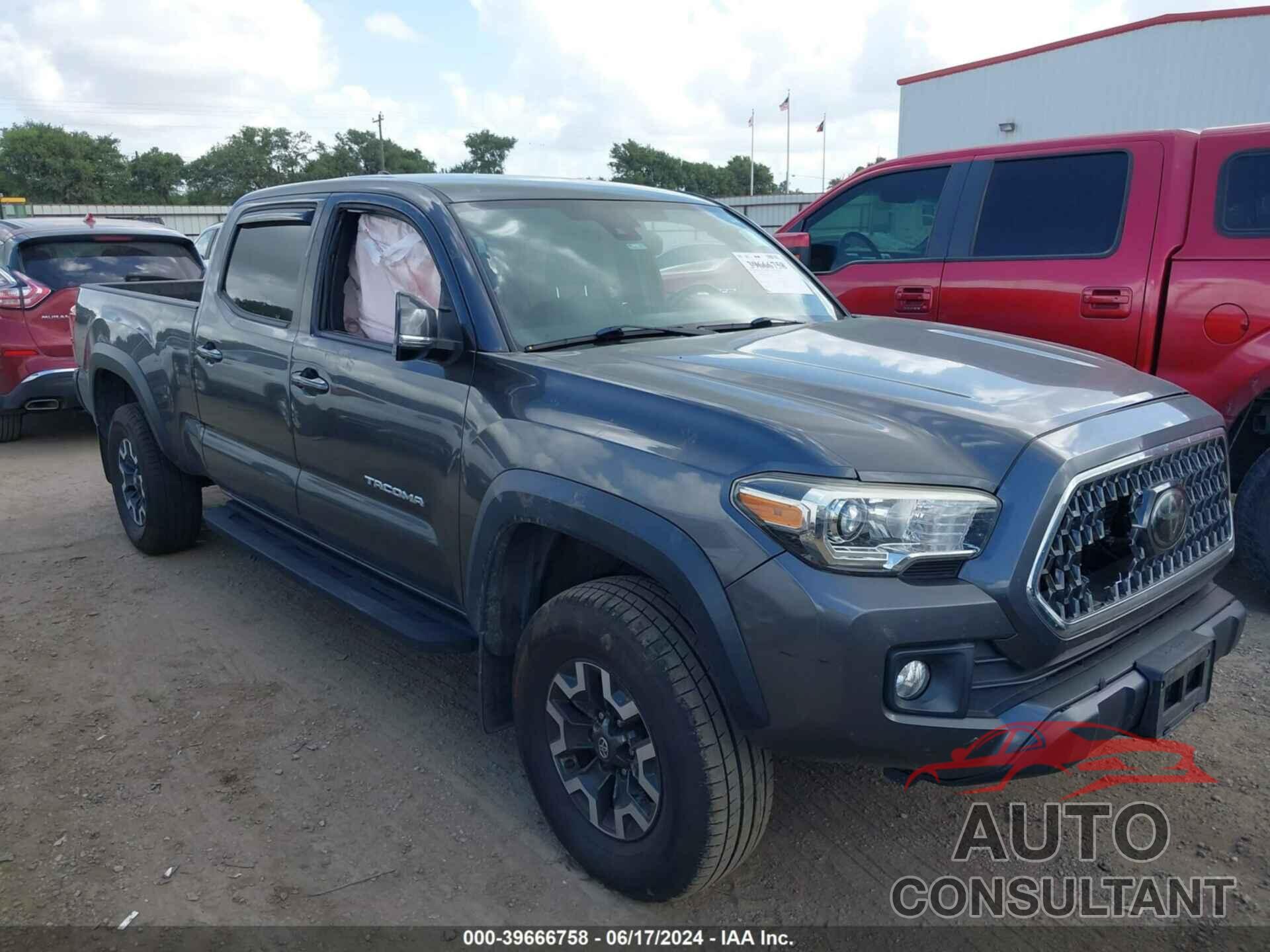 TOYOTA TACOMA 2018 - 3TMDZ5BN6JM043818