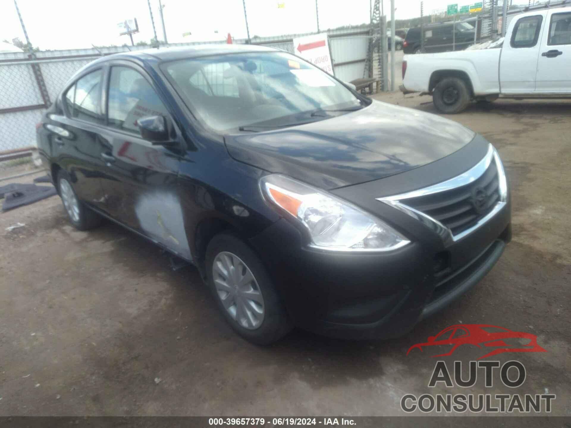 NISSAN VERSA 2018 - 3N1CN7AP5JL825820