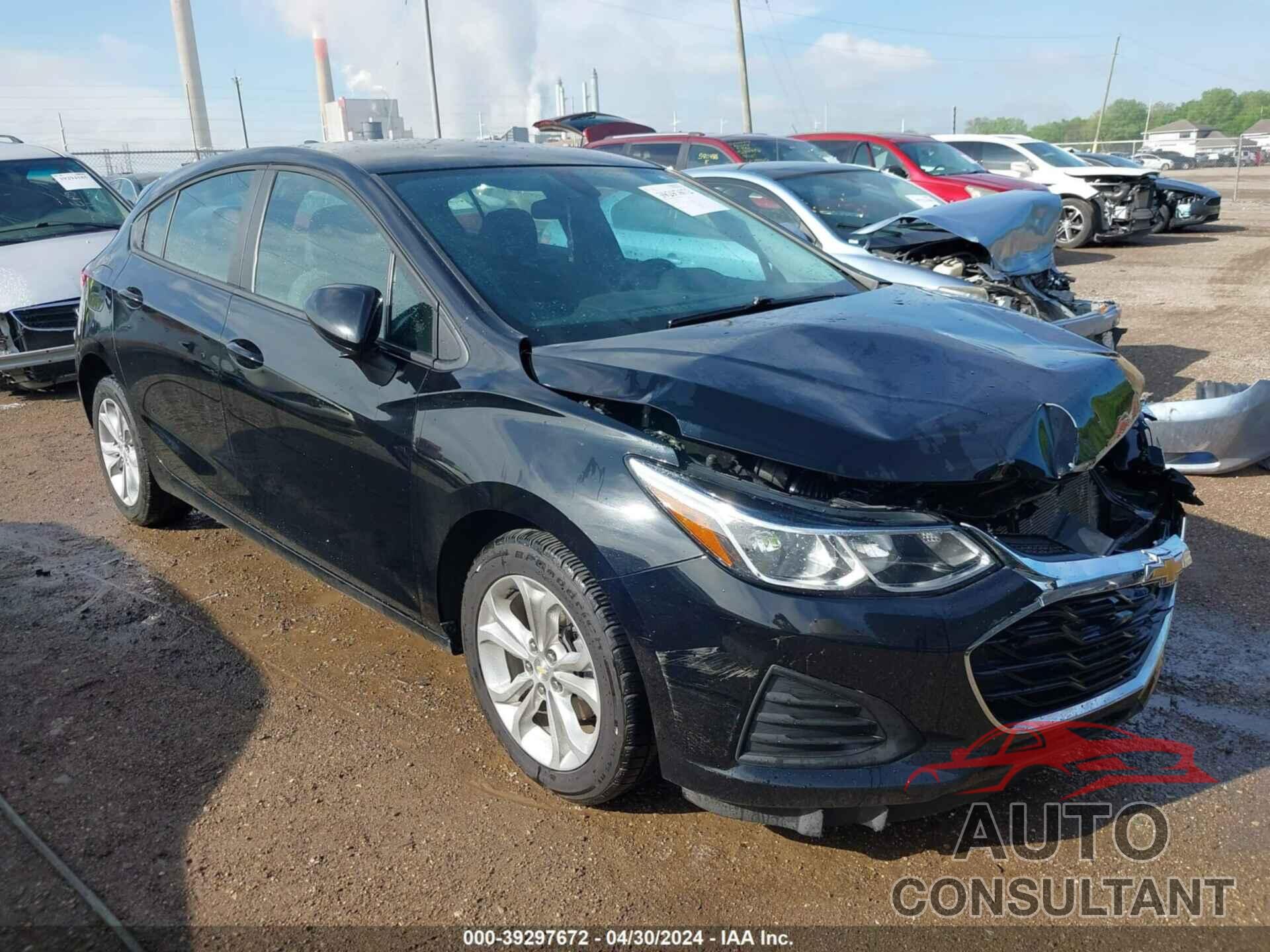 CHEVROLET CRUZE 2019 - 3G1BC6SM0KS527723