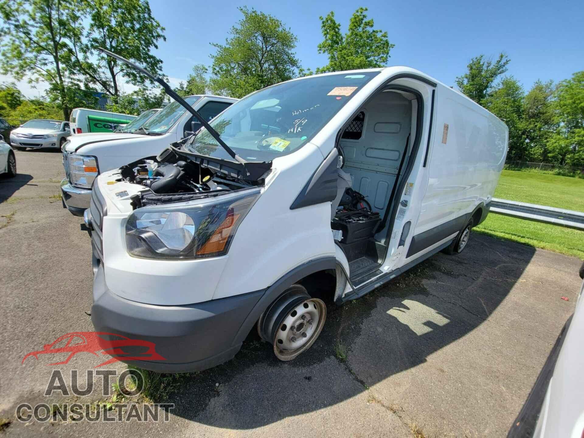 FORD TRANSIT 2017 - 1FTYR1YM7HKB17385