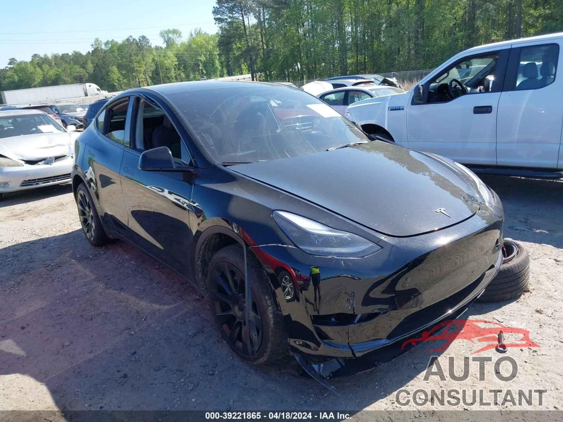 TESLA MODEL Y 2024 - 7SAYGDEE6RF982886