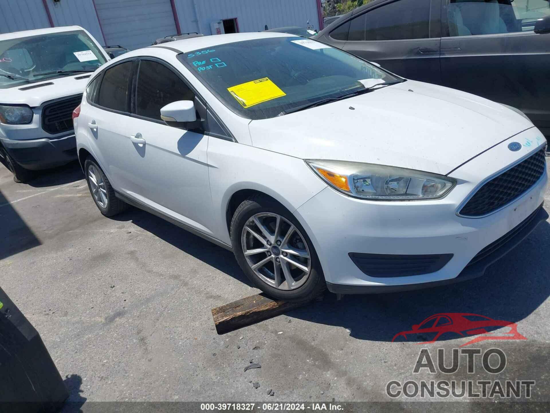 FORD FOCUS 2017 - 1FADP3K22HL216624