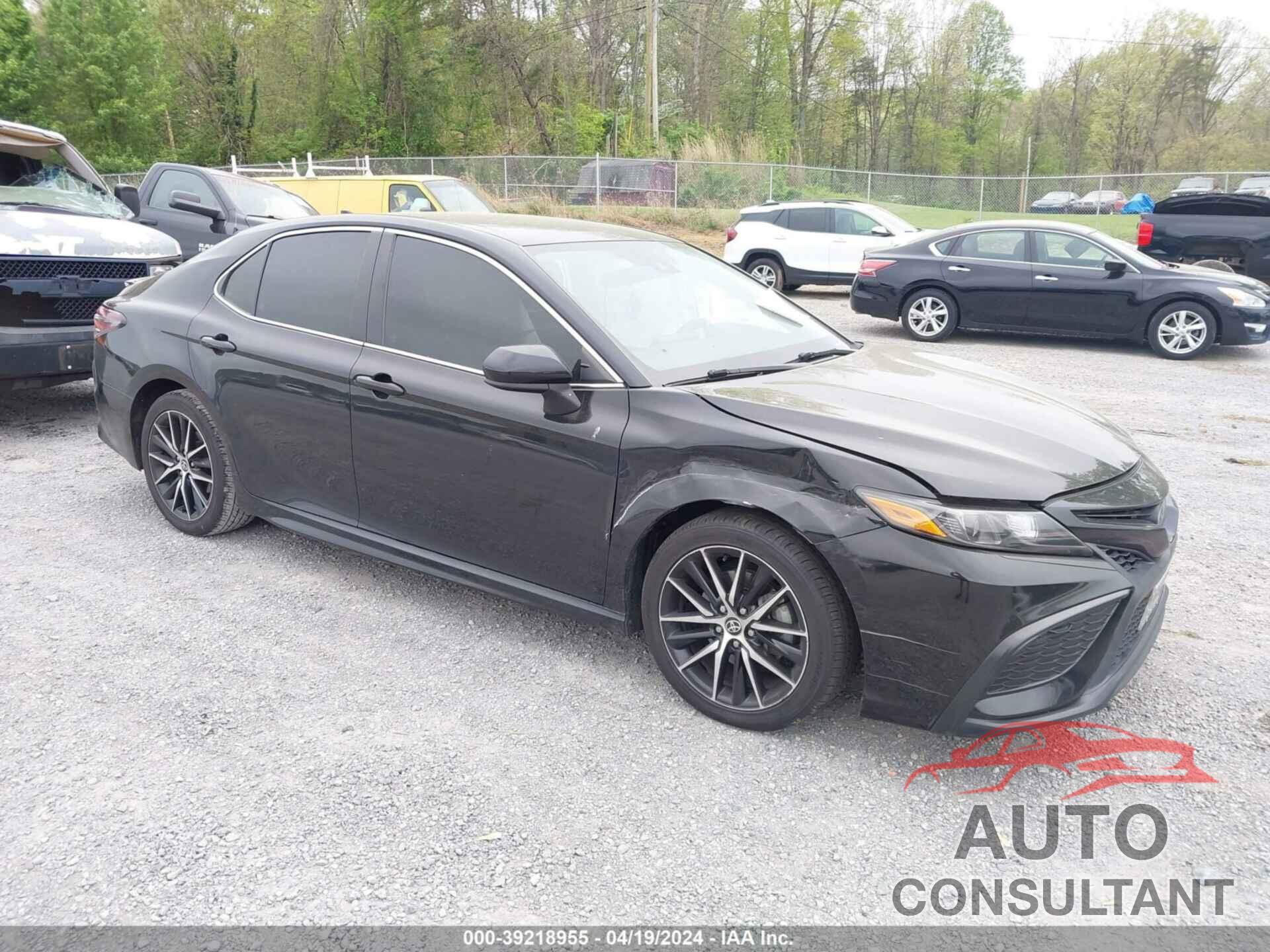 TOYOTA CAMRY 2021 - 4T1G11AKXMU455790