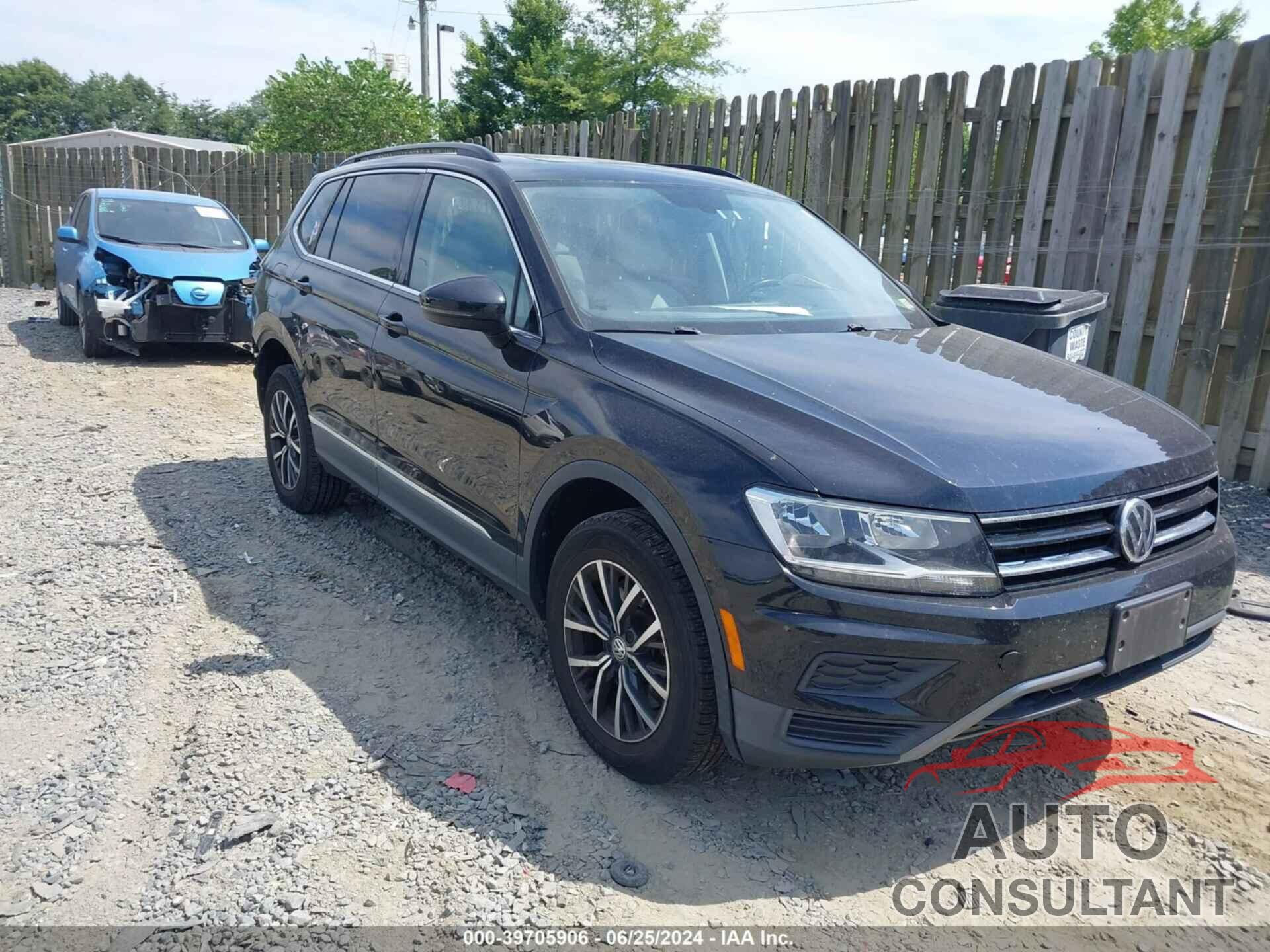 VOLKSWAGEN TIGUAN 2018 - 3VV2B7AX3JM221907