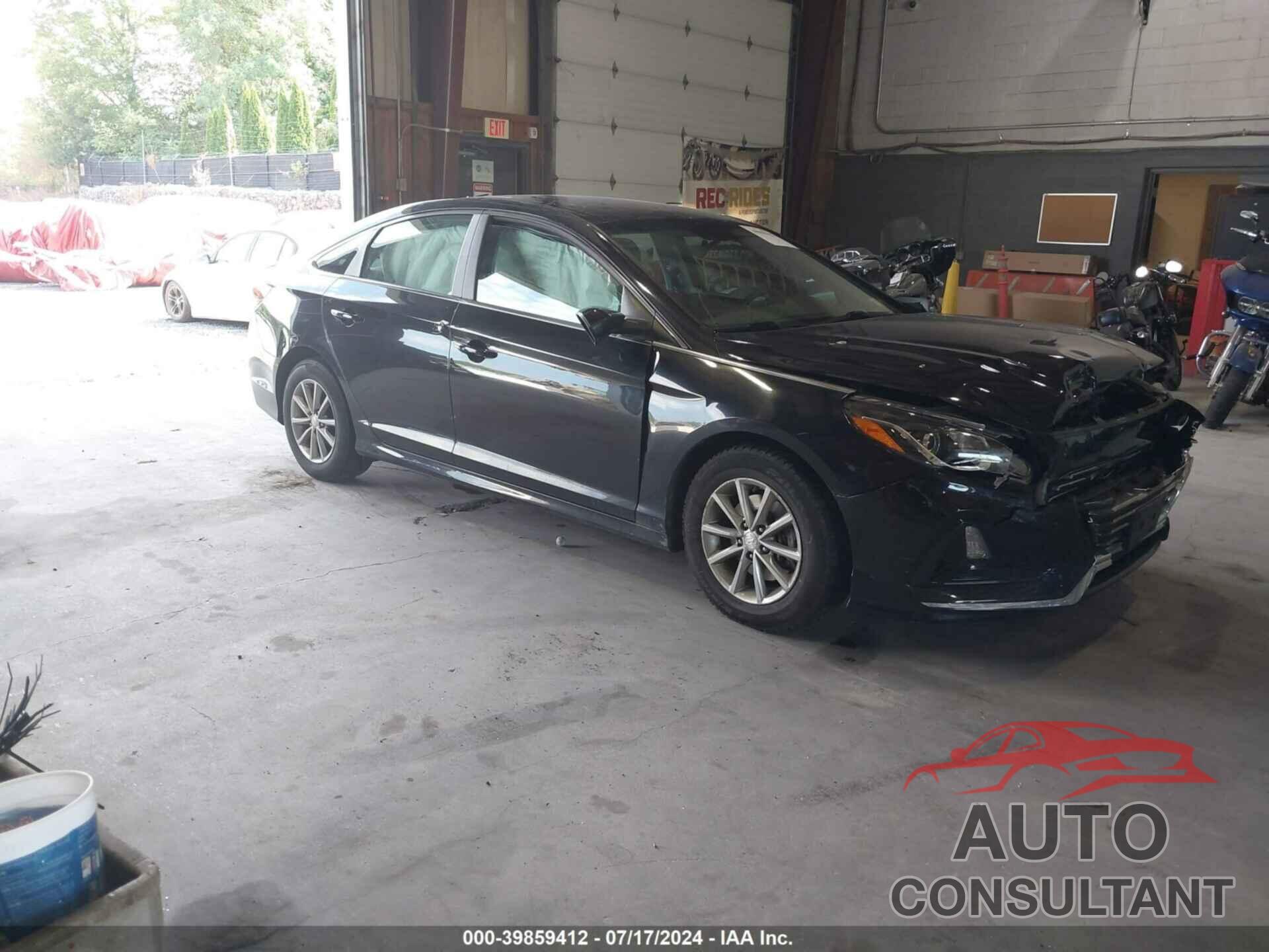 HYUNDAI SONATA 2018 - 5NPE24AF3JH681754