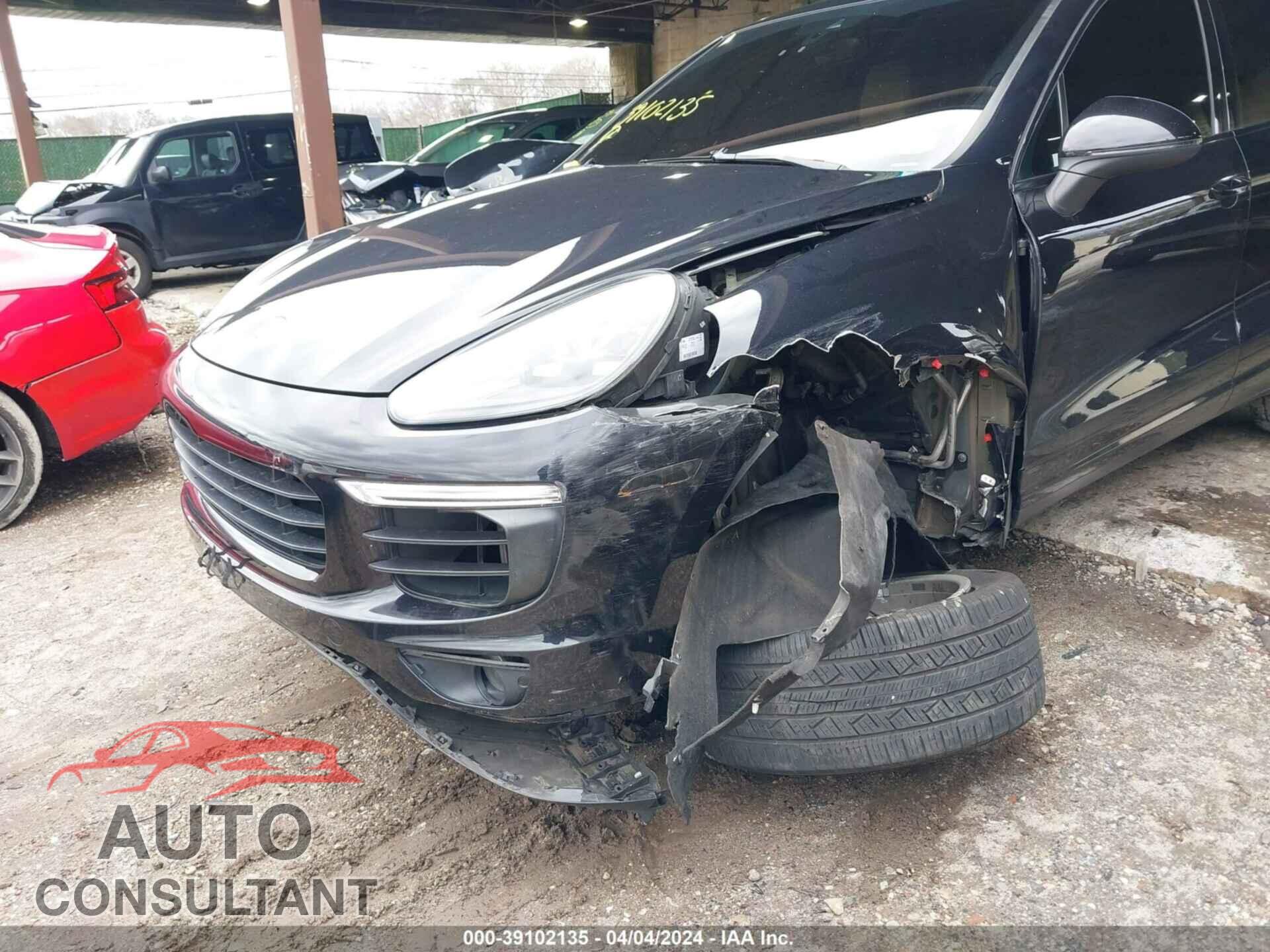 PORSCHE CAYENNE 2017 - WP1AB2A20HLA52246