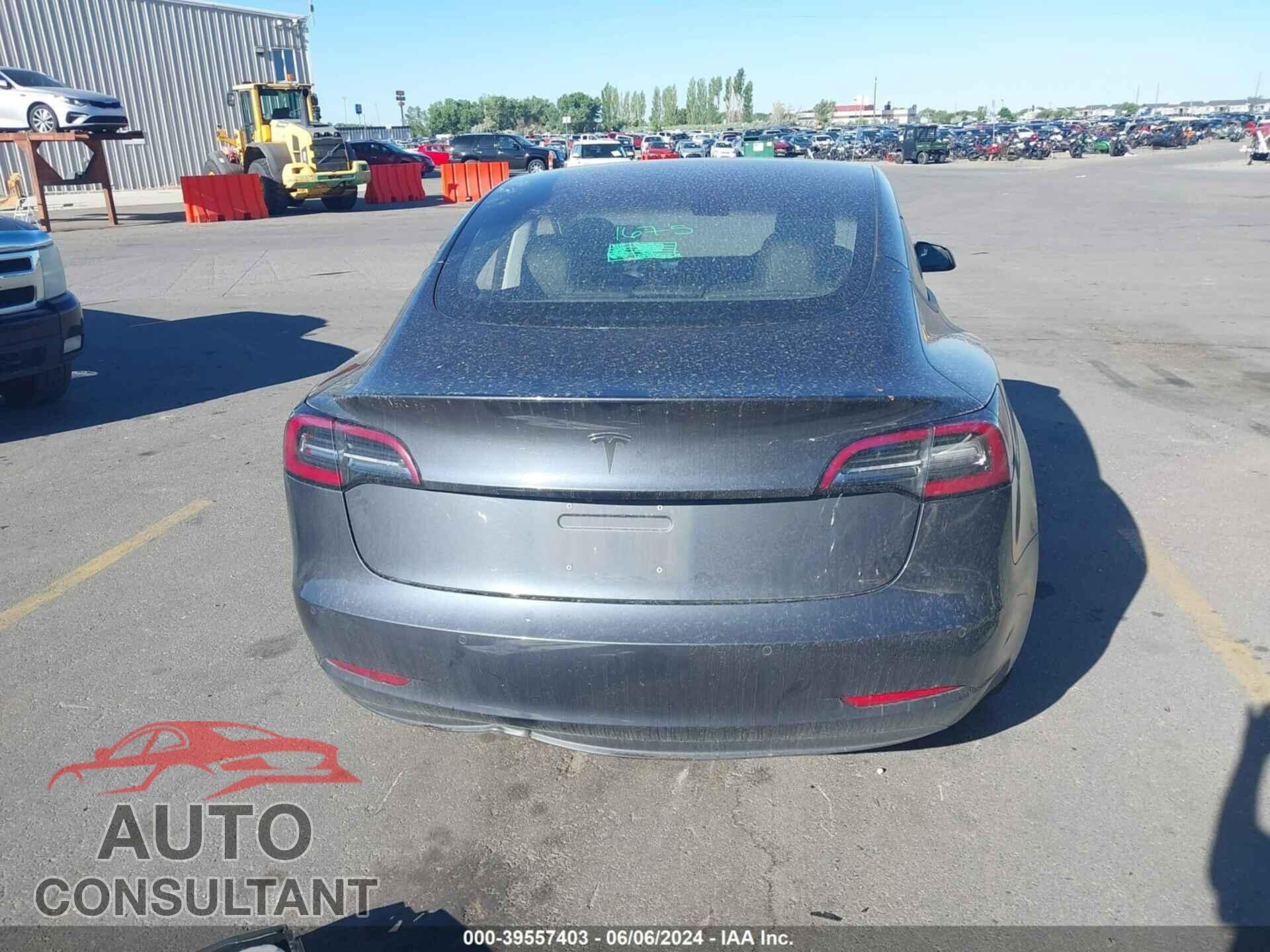 TESLA MODEL 3 2018 - 5YJ3E1EA3JF028173