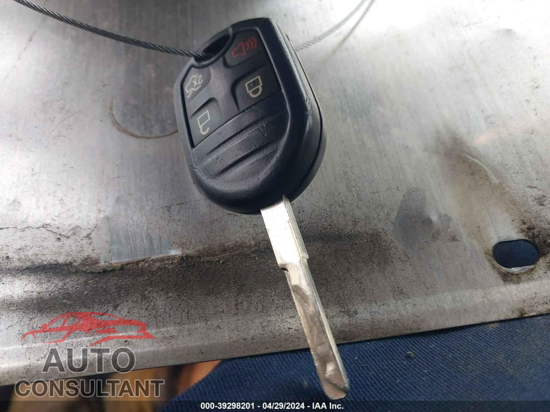 FORD FIESTA 2017 - 3FADP4EJ9HM156039