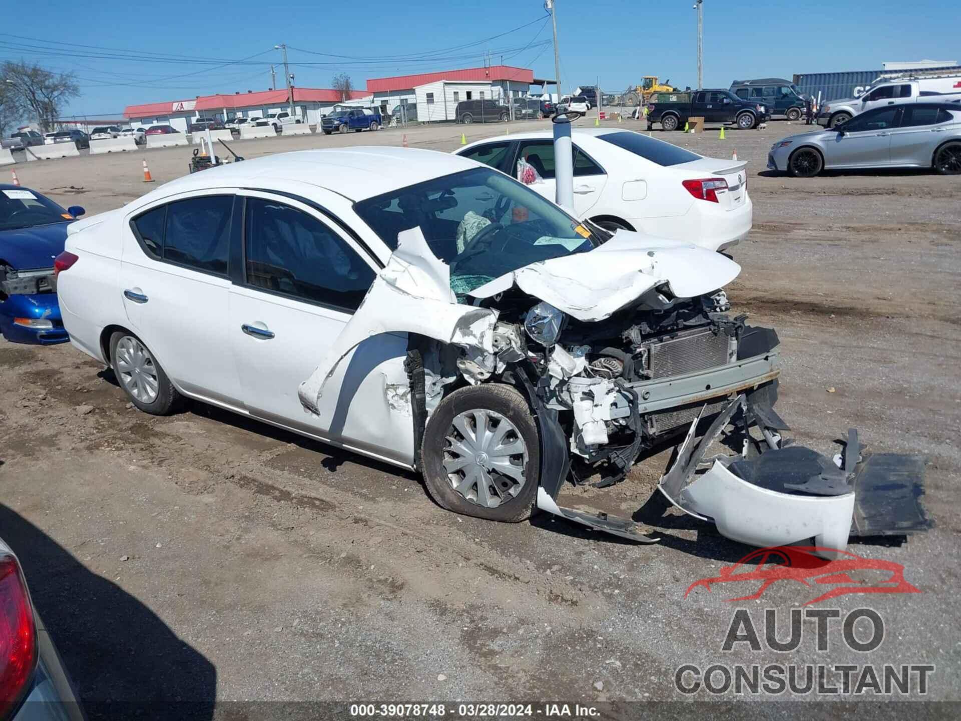 NISSAN VERSA 2016 - 3N1CN7AP4GL877657