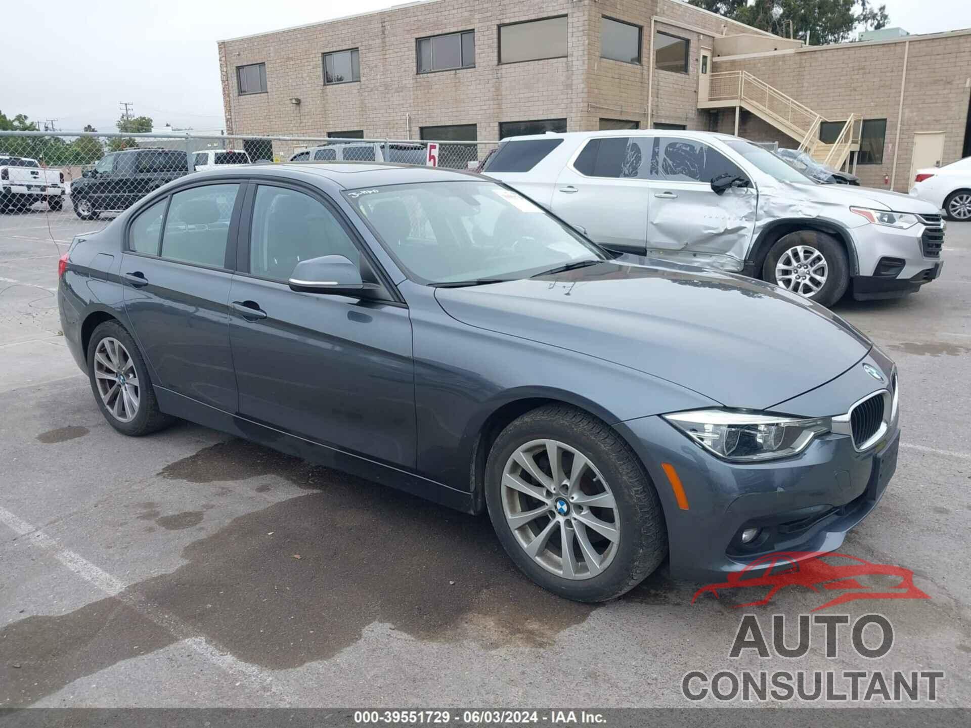 BMW 320I 2018 - WBA8E5G55JNU47864