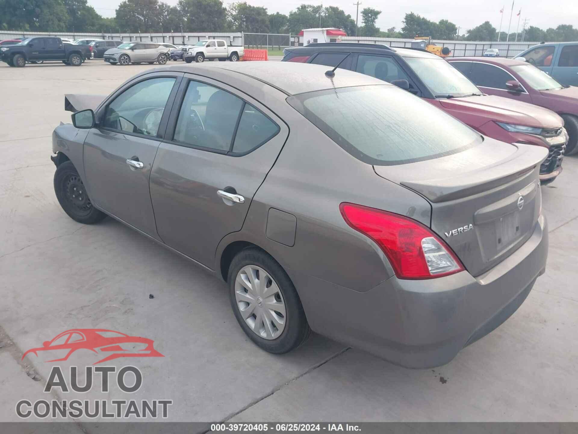 NISSAN VERSA 2017 - 3N1CN7AP1HK448614