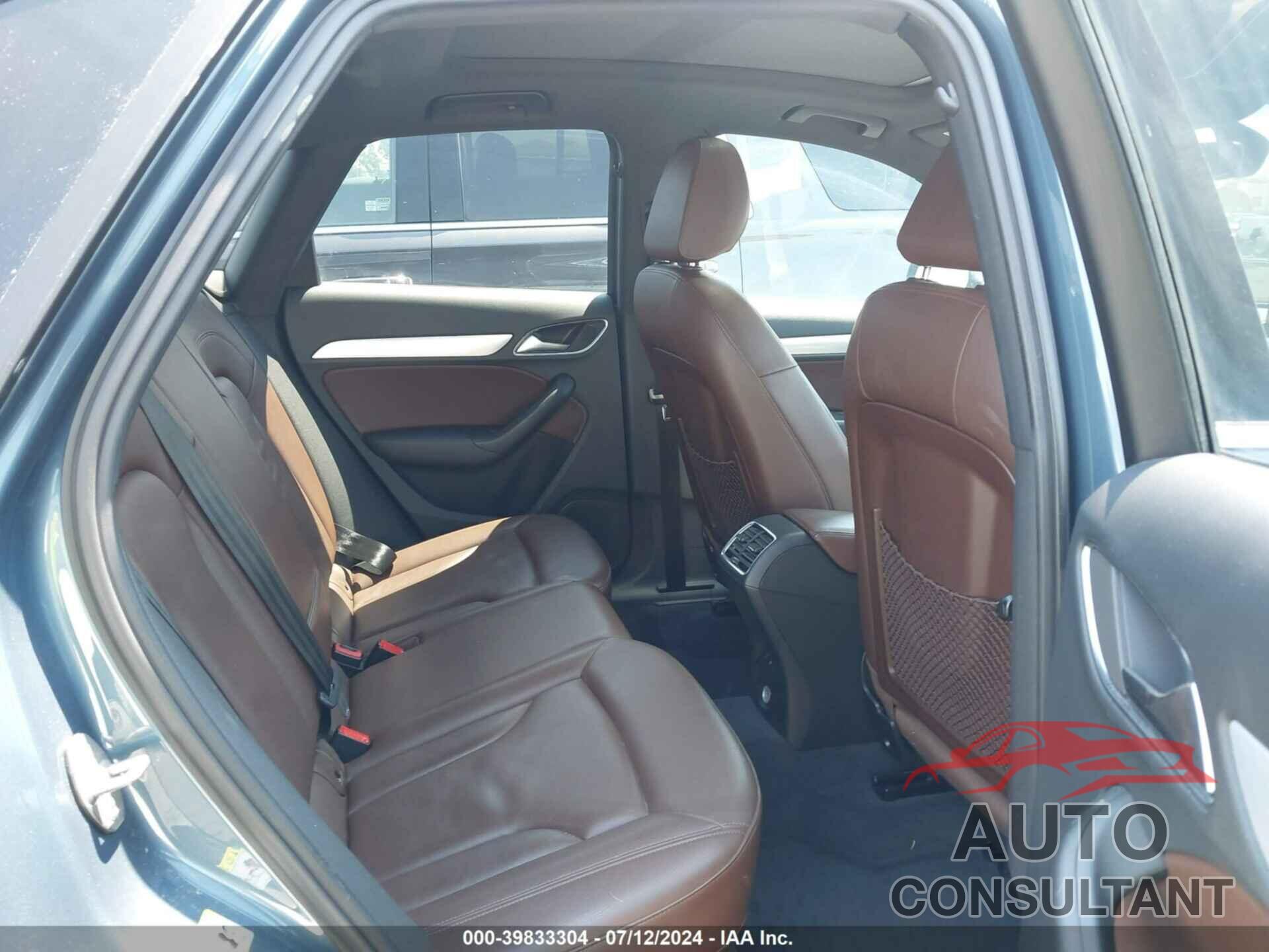 AUDI Q3 2017 - WA1HCCFS5HR000257