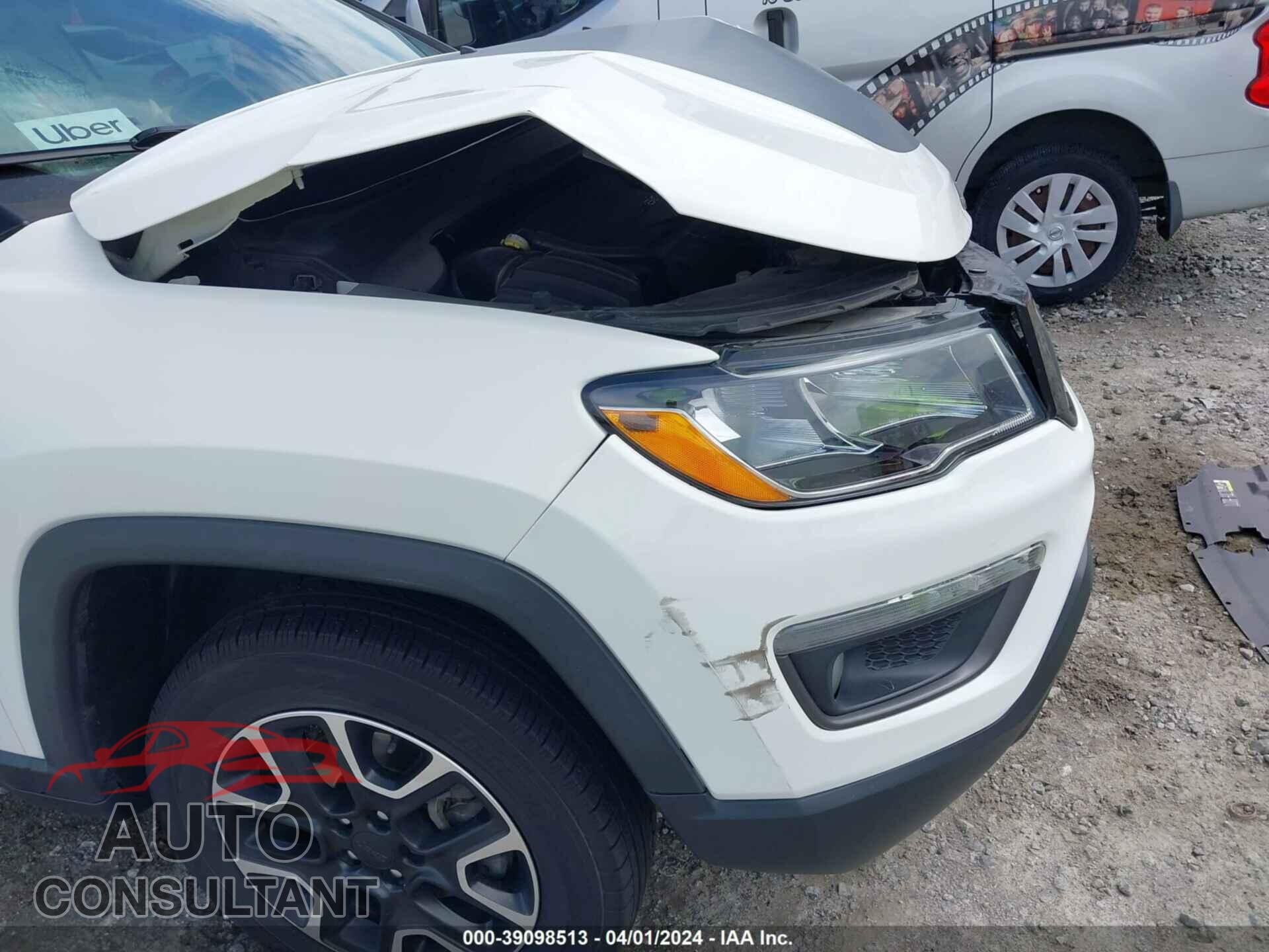 JEEP COMPASS 2019 - 3C4NJDDB4KT799342