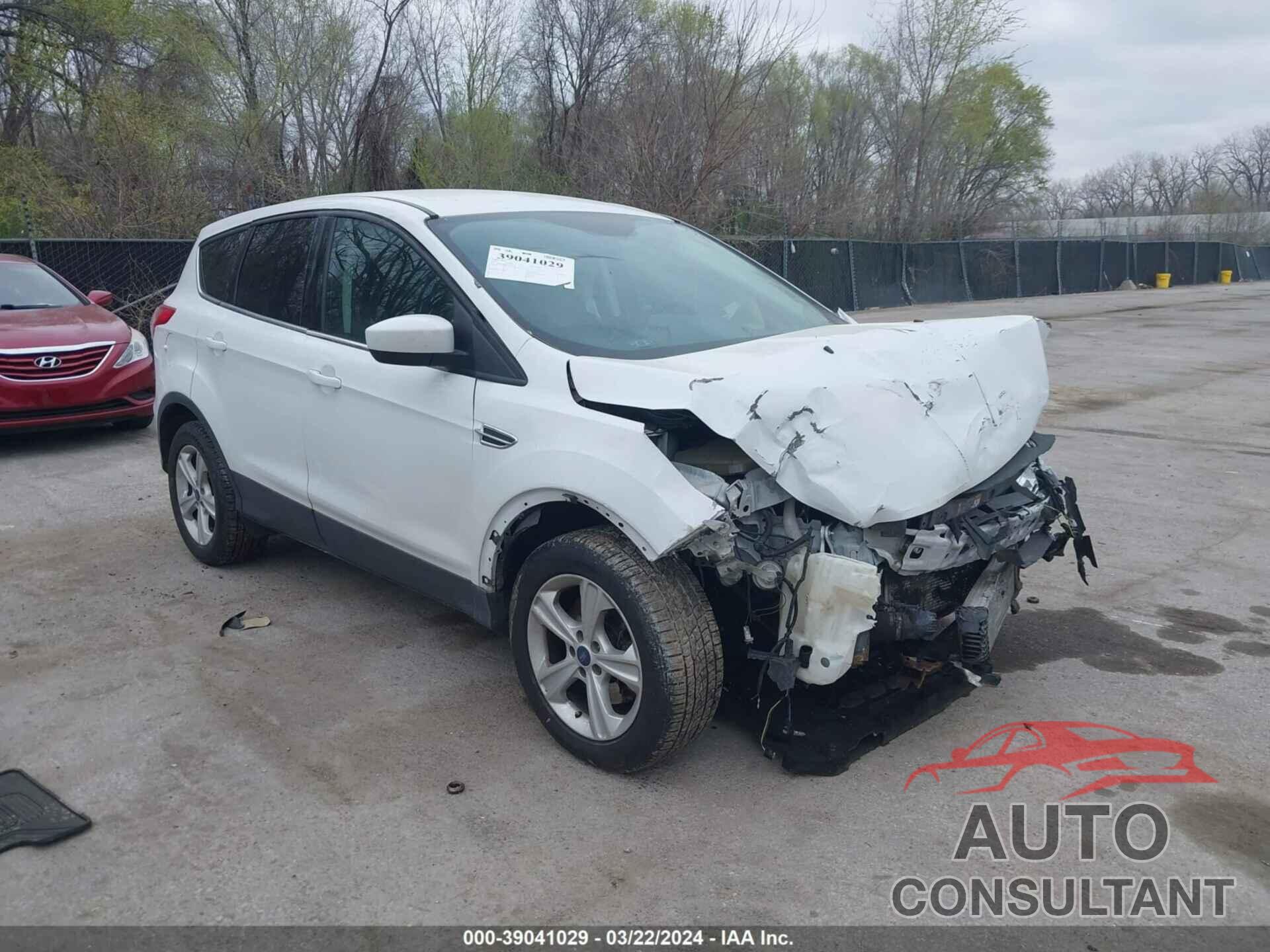 FORD ESCAPE 2016 - 1FMCU9G90GUB07672