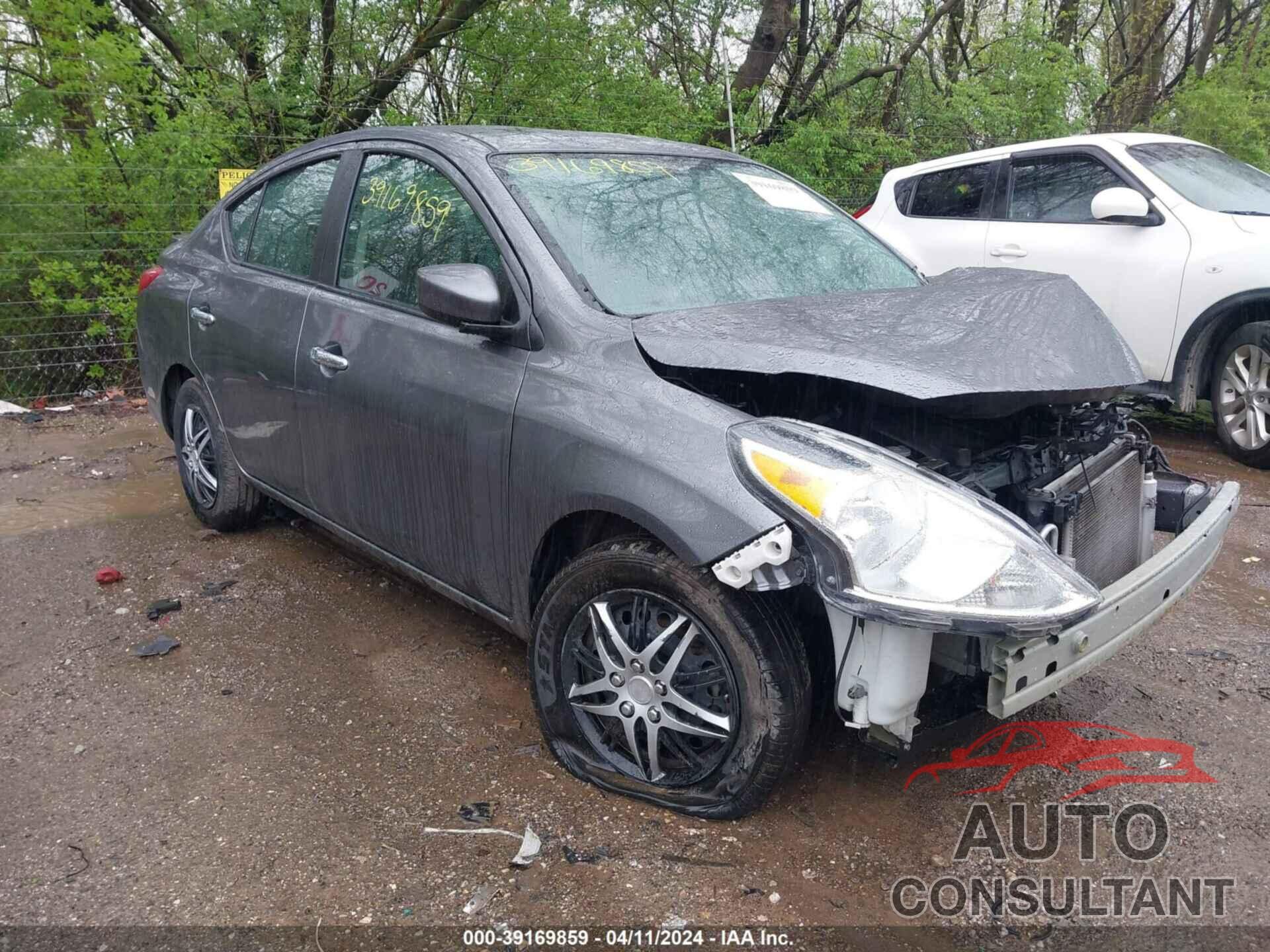 NISSAN VERSA 2019 - 3N1CN7AP2KL846027