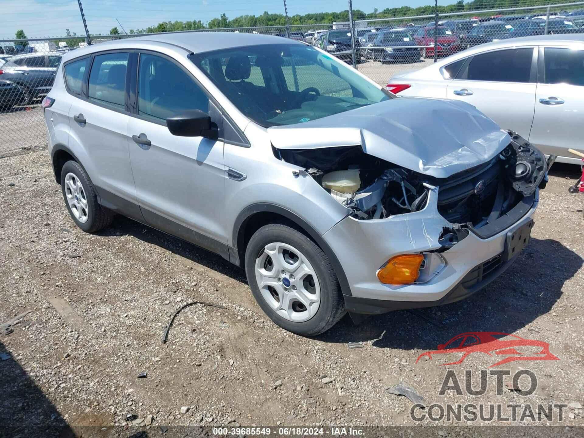 FORD ESCAPE 2017 - 1FMCU0F75HUE72426