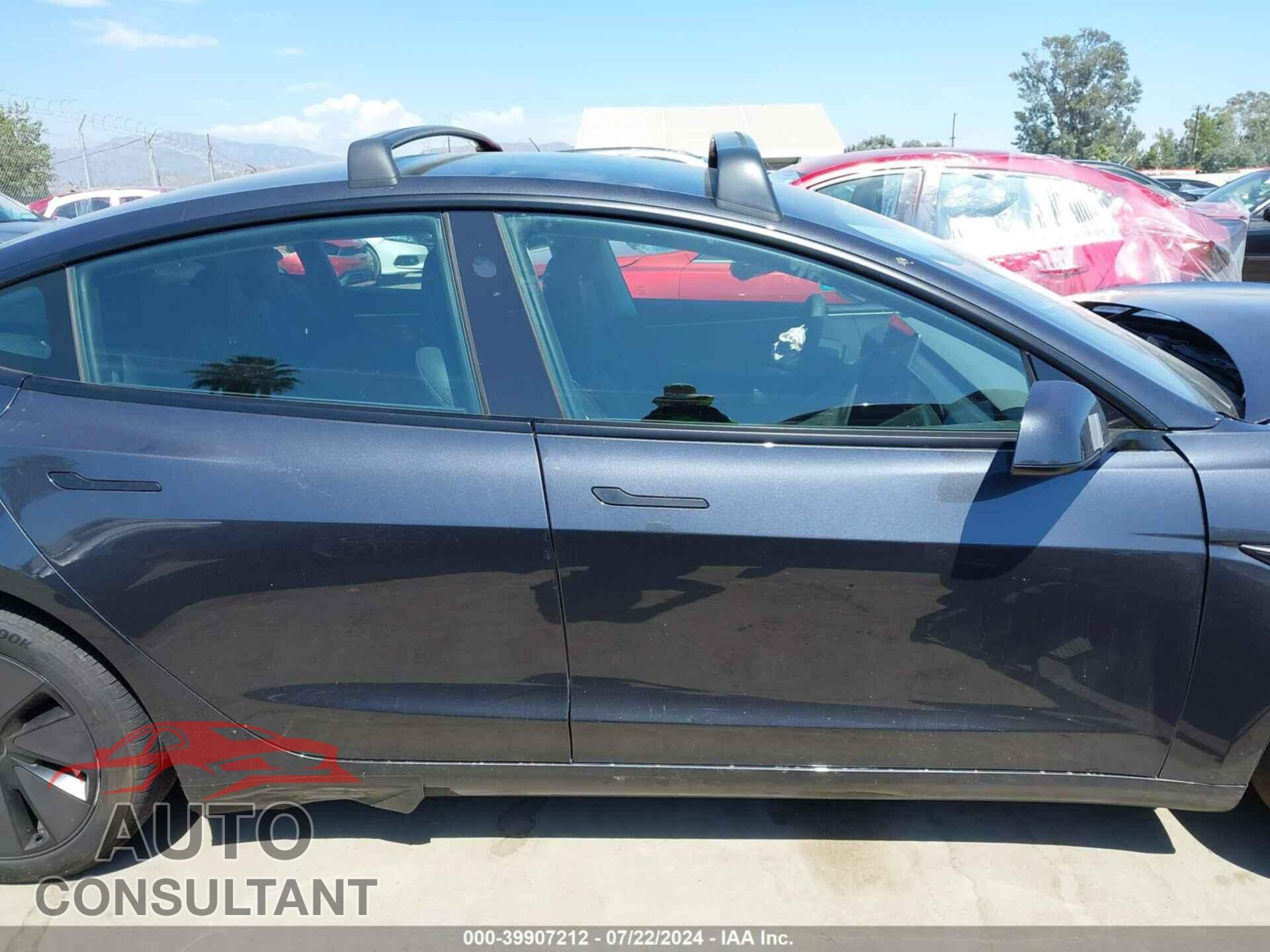 TESLA MODEL 3 2024 - 5YJ3E1EA2RF749483