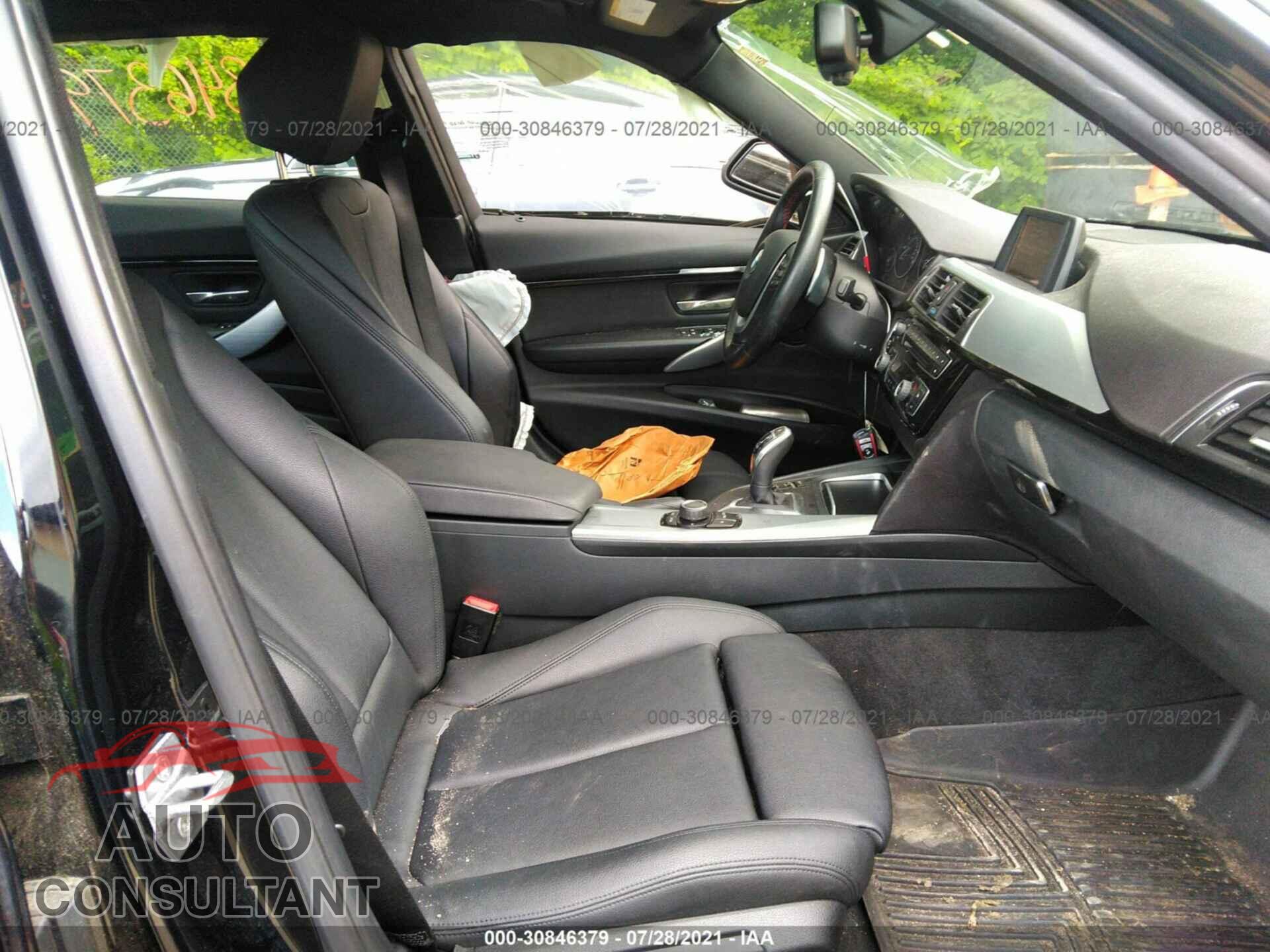BMW 3 SERIES 2016 - WBA8E3G54GNU00385