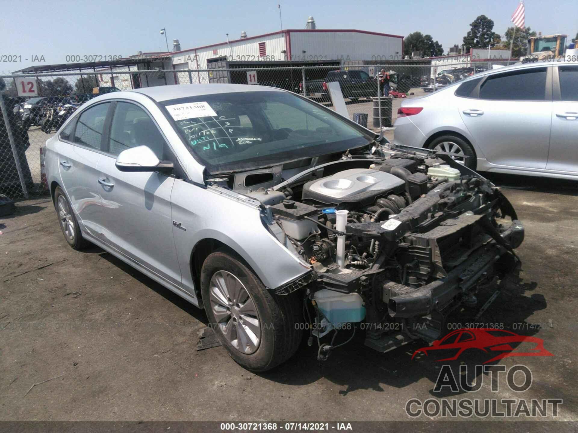 HYUNDAI SONATA HYBRID 2017 - KMHE24L37HA061280