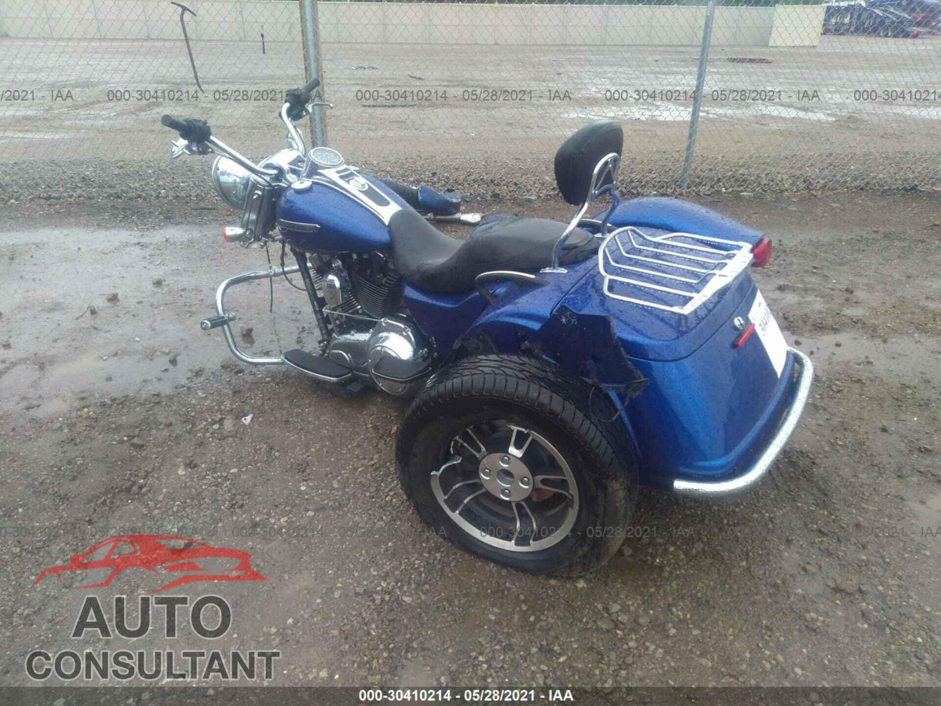HARLEY-DAVIDSON FLRT 2015 - 1HD1MCM10FB853829