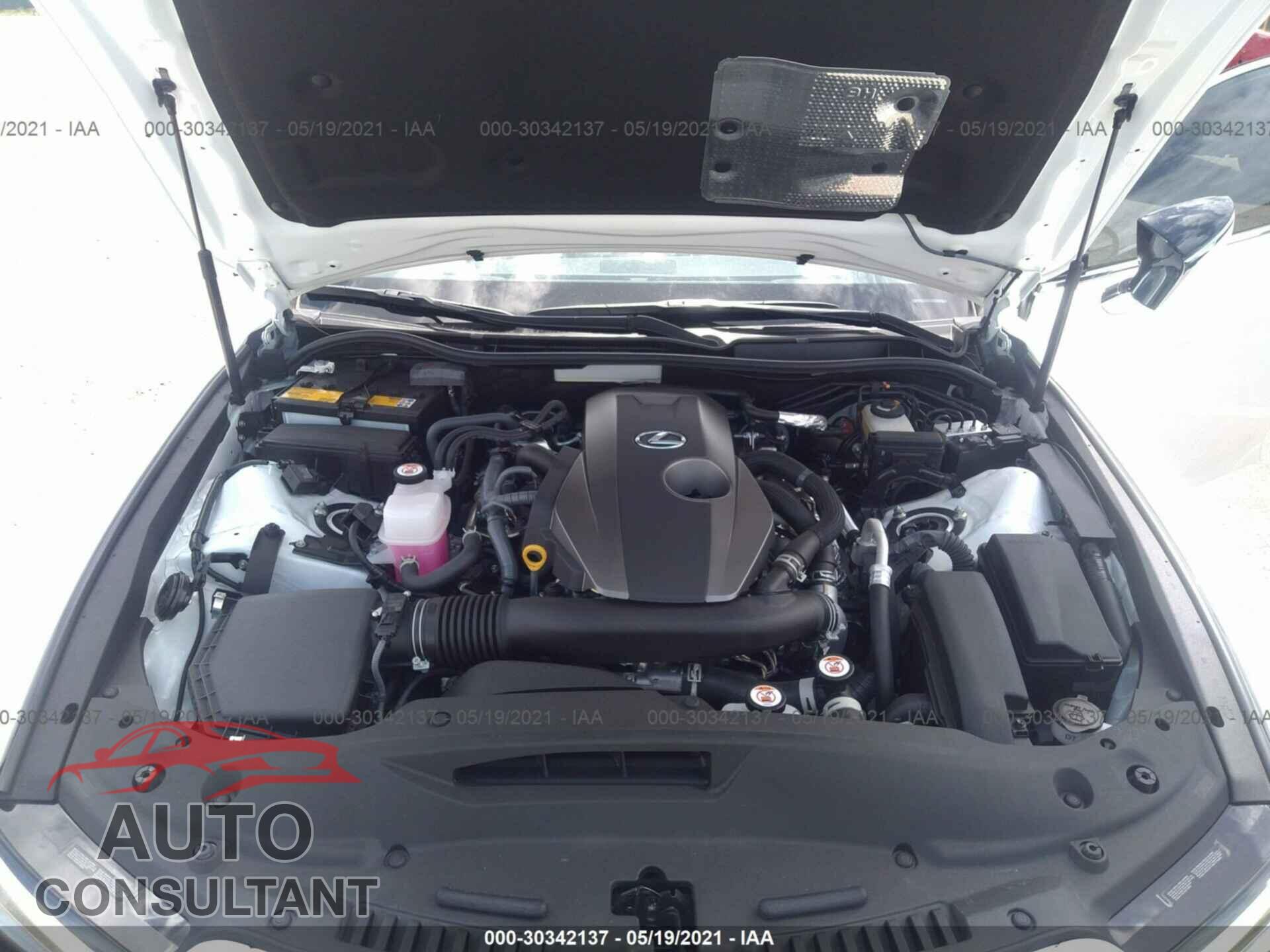LEXUS IS 2021 - JTHCA1D22M5111054