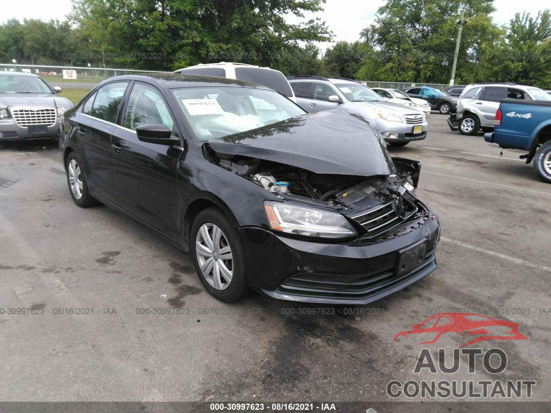 VOLKSWAGEN JETTA 2017 - 3VW2B7AJ5HM305860