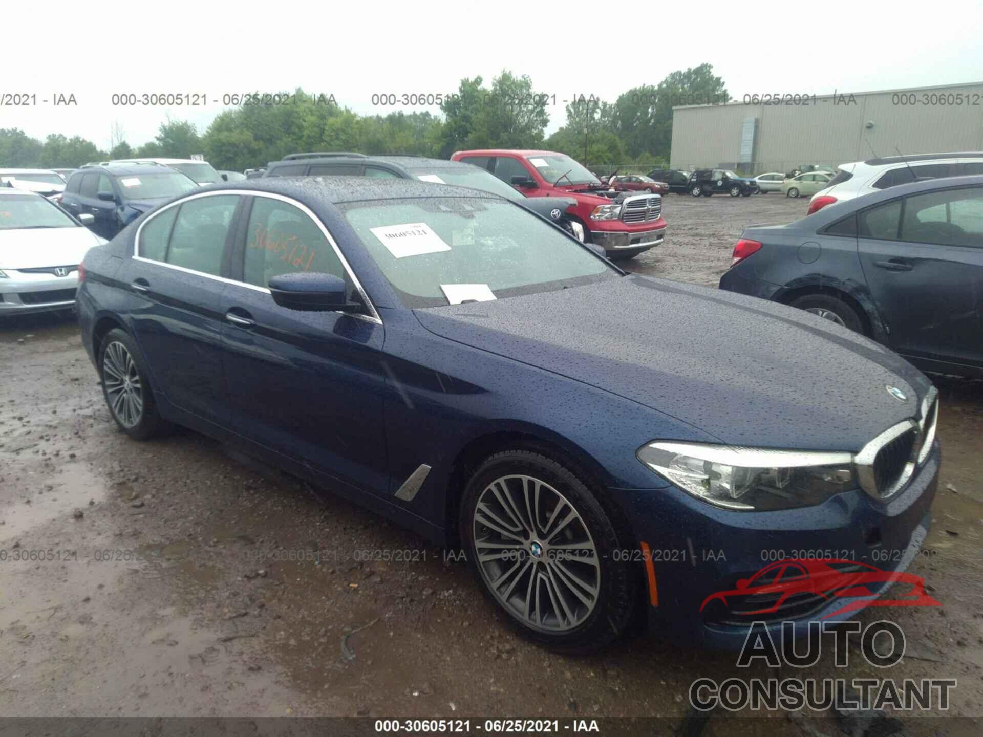 BMW 5 SERIES 2018 - WBAJA7C52JG908487