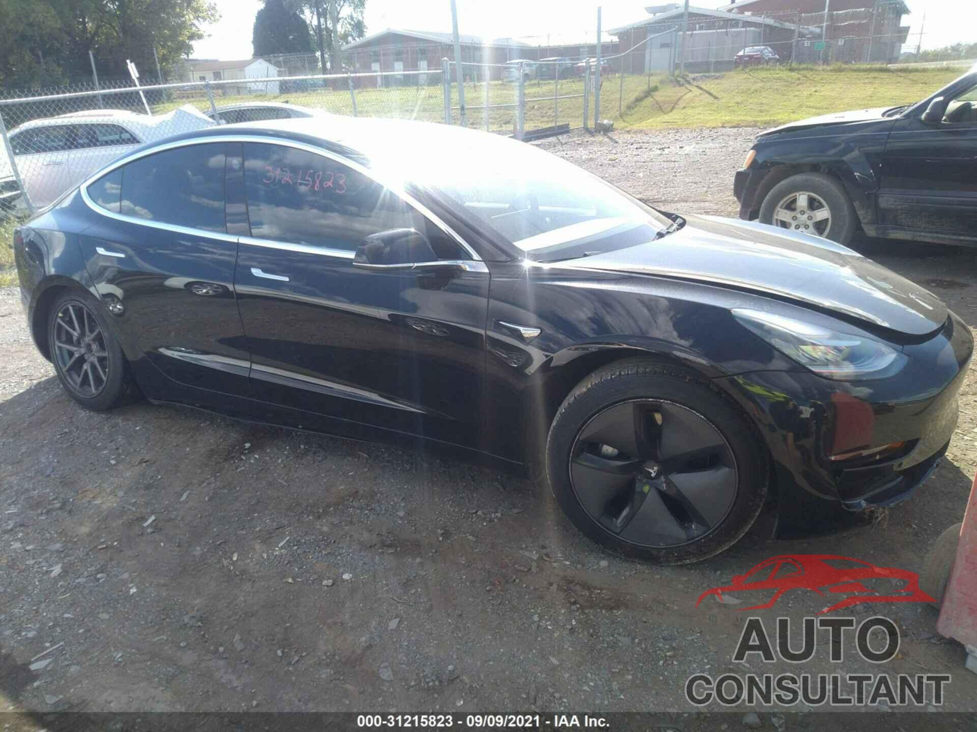 TESLA MODEL 3 2018 - 5YJ3E1EA0JF070445