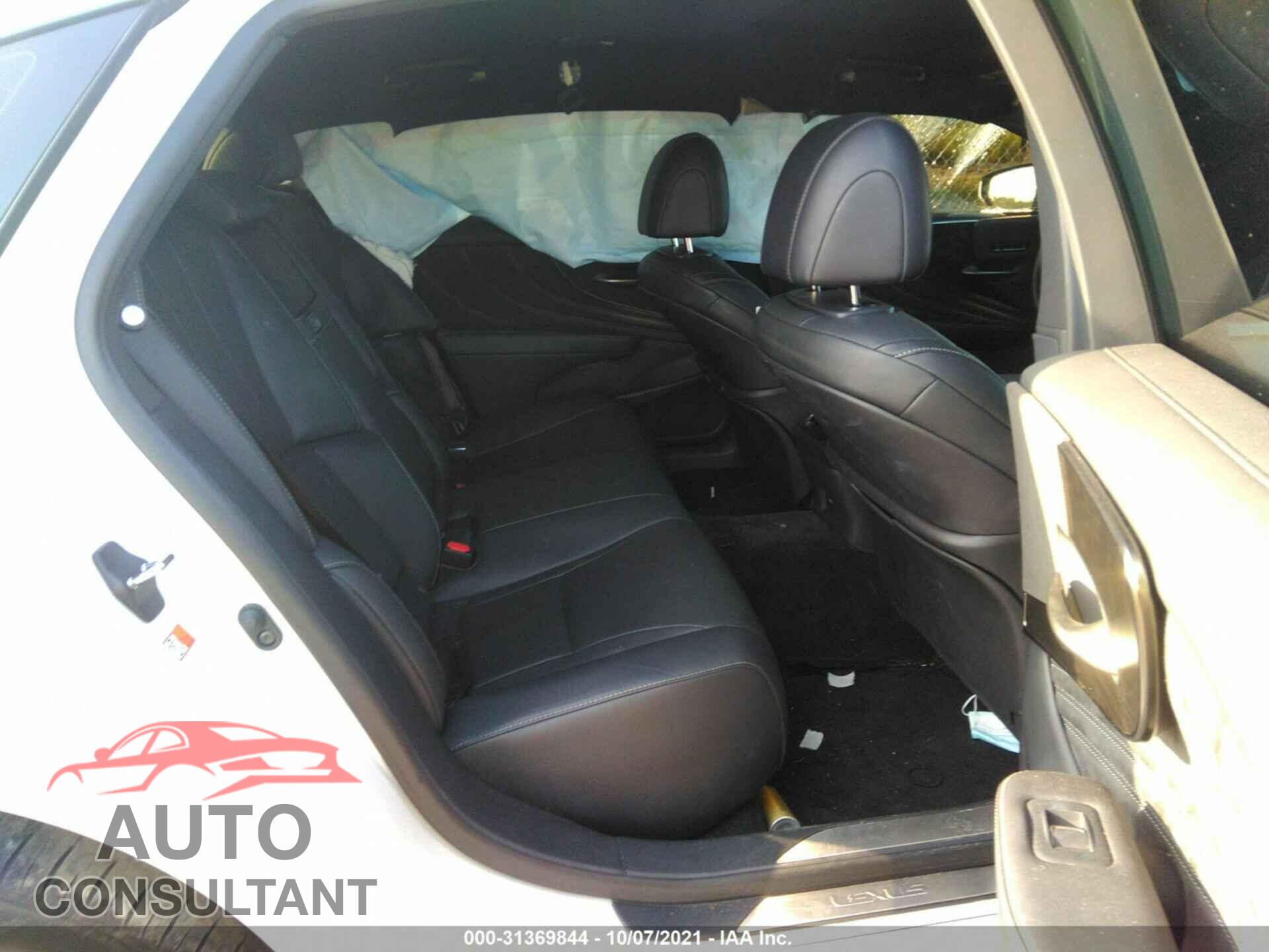 LEXUS LS 2021 - JTHD51FF1M5013237