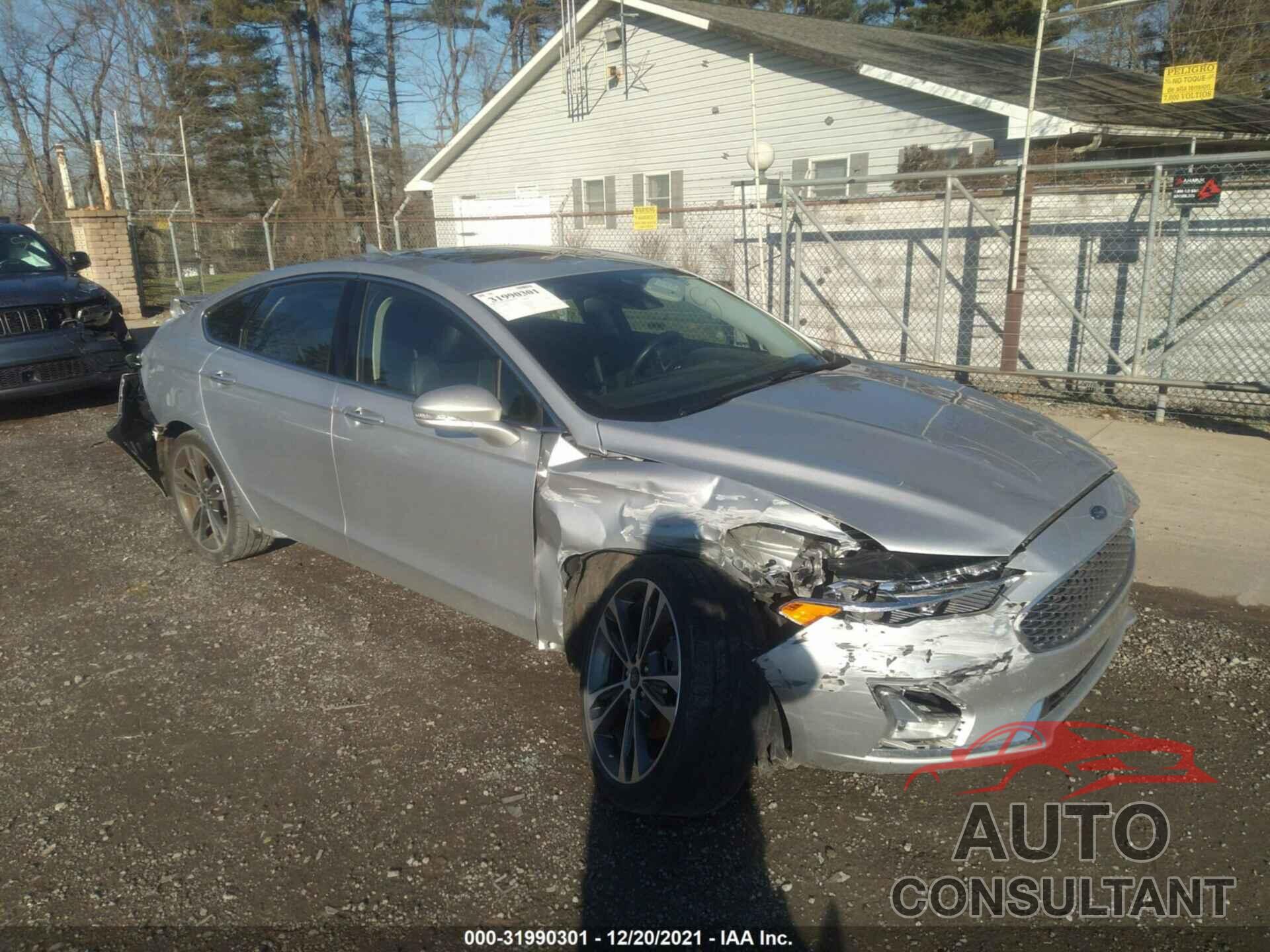 FORD FUSION 2019 - 3FA6P0D92KR124357