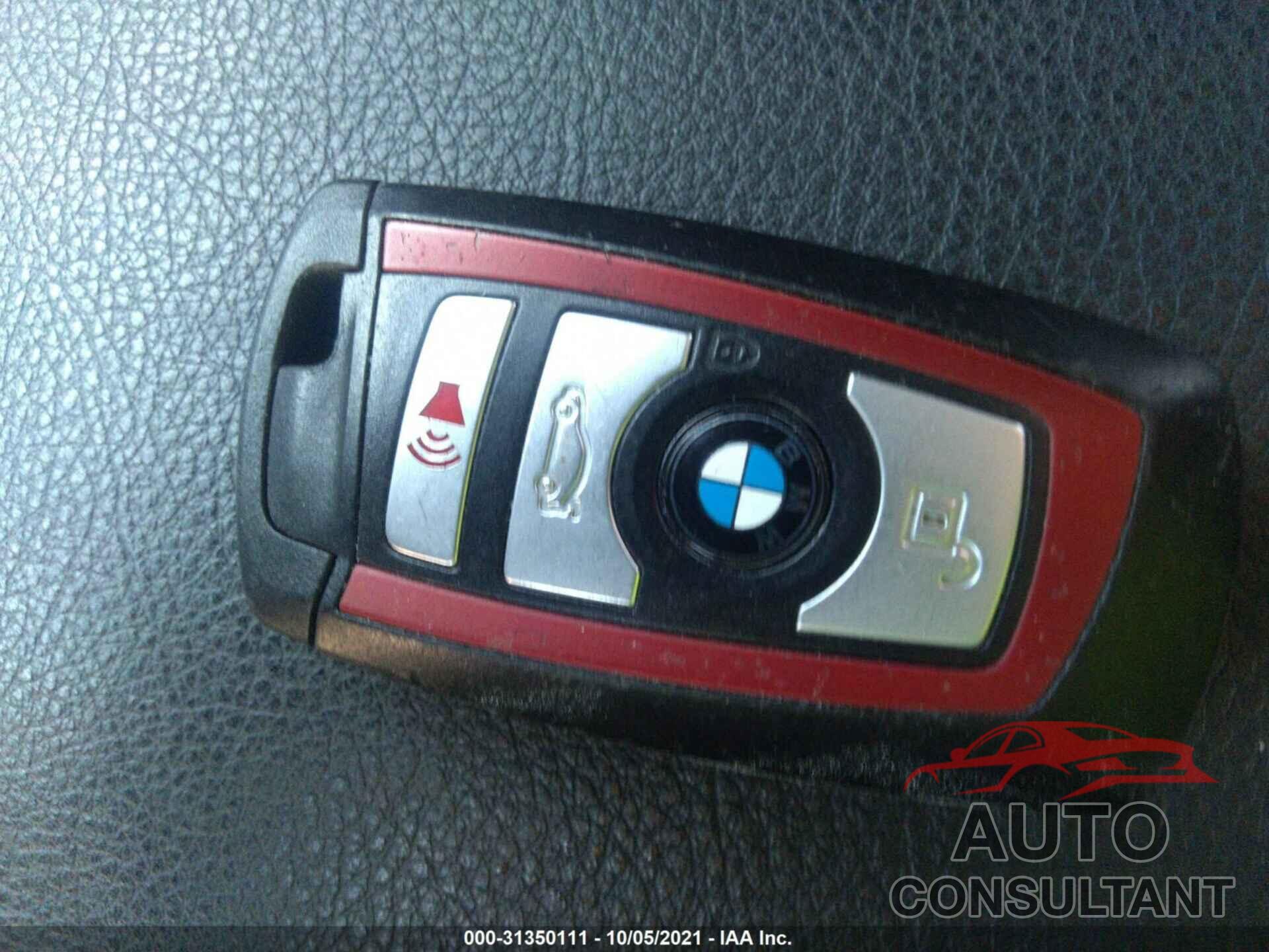 BMW 3 SERIES 2017 - WBA8D9C55HK678338