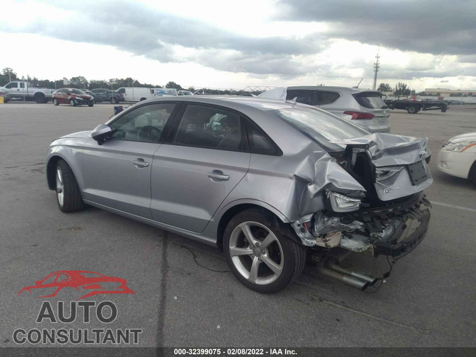AUDI A3 2016 - WAUA7GFF3G1061610