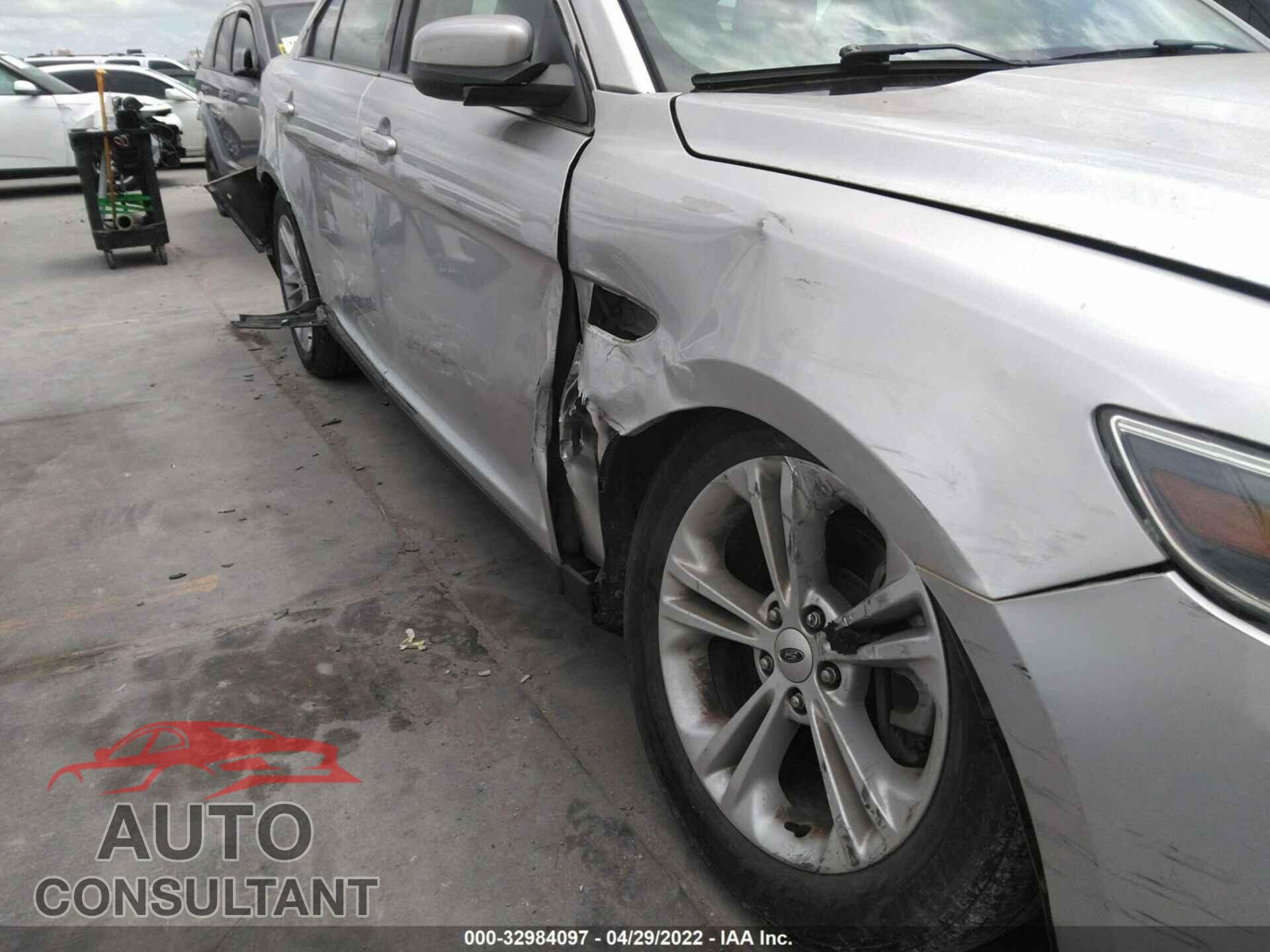 FORD TAURUS 2016 - 1FAHP2E98GG123036