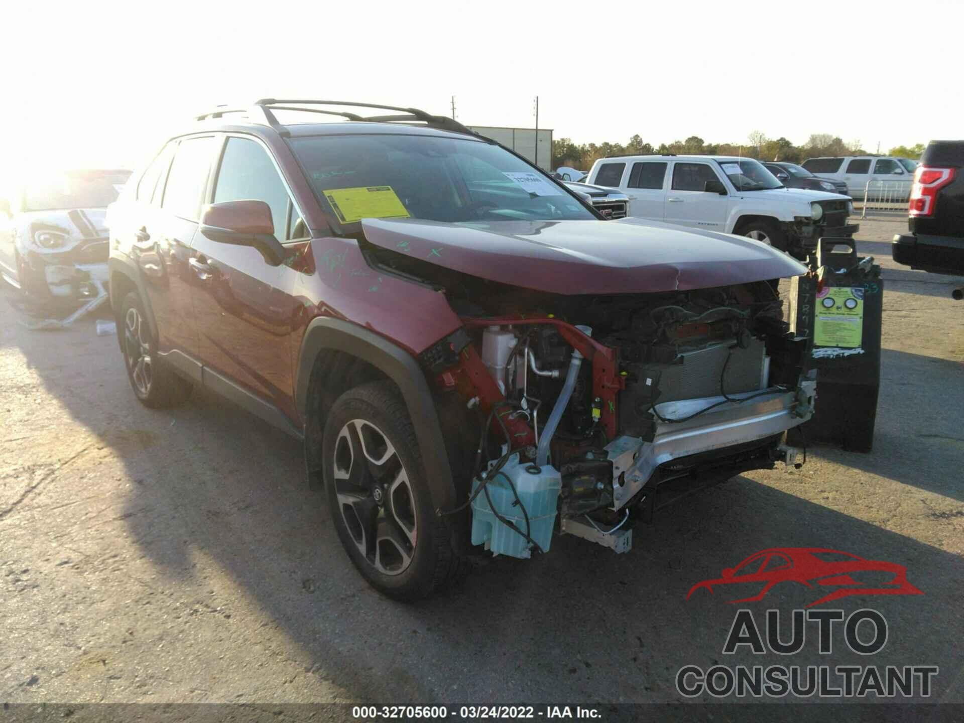 TOYOTA RAV4 2019 - 2T3J1RFV0KW003357