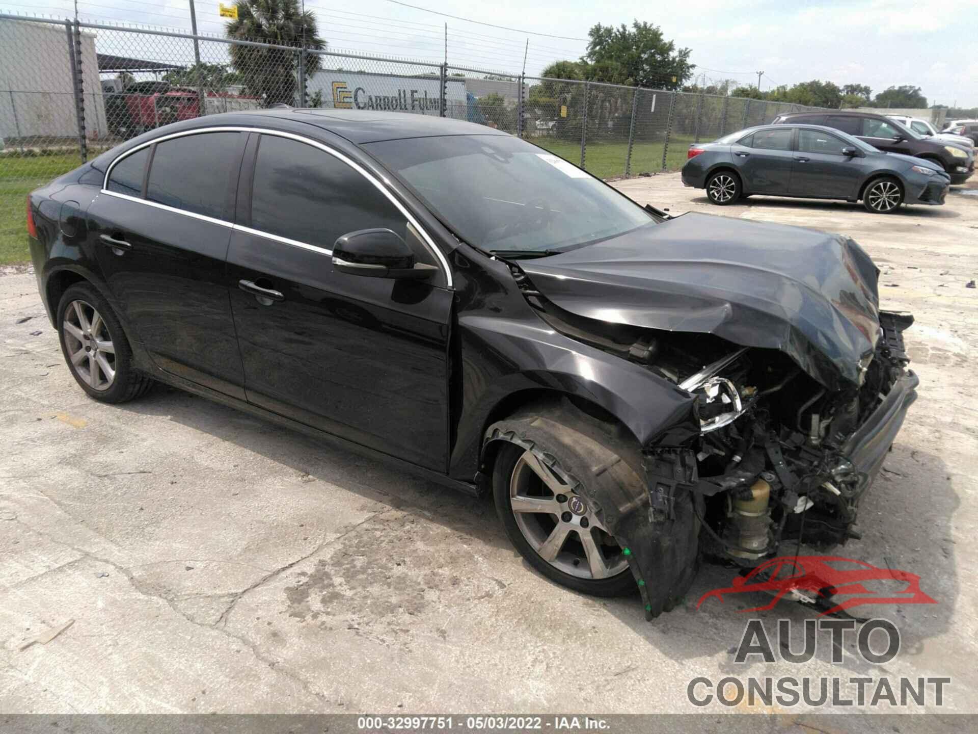 VOLVO S60 2016 - YV1612TK2G2390799