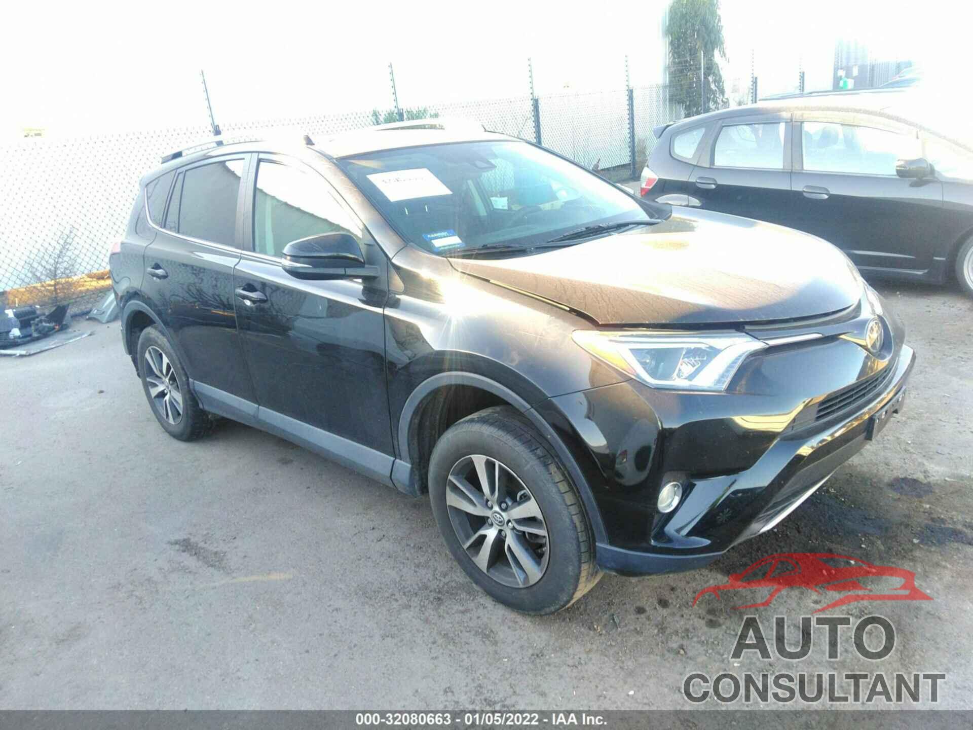 TOYOTA RAV4 2018 - 2T3WFREV6JW465994