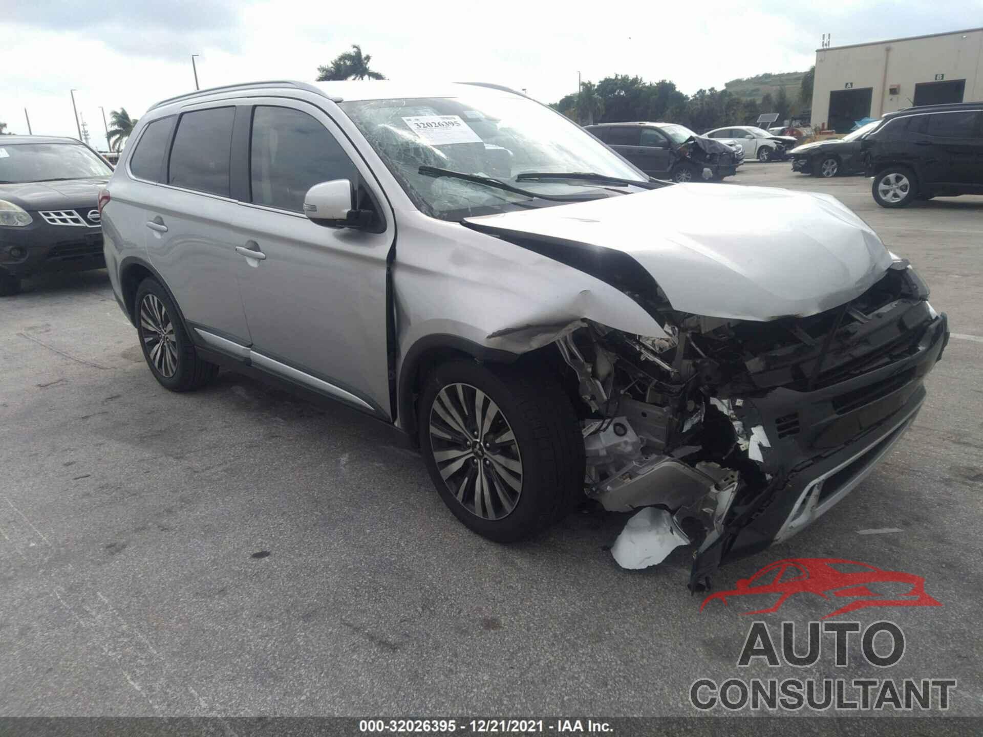 MITSUBISHI OUTLANDER 2020 - JA4AD3A3XLZ030460