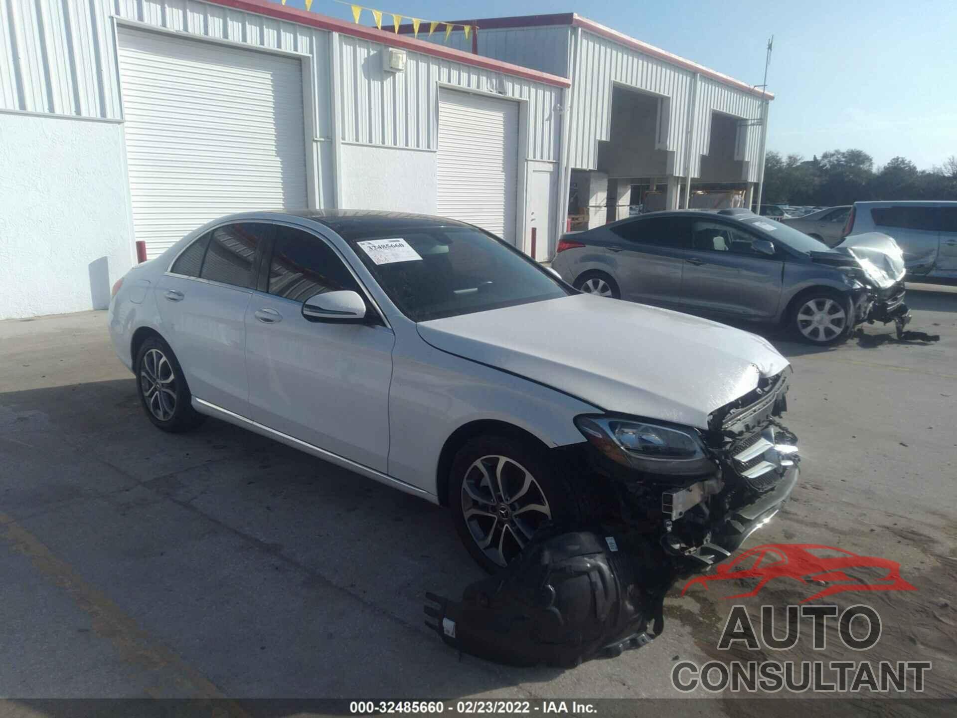 MERCEDES-BENZ C-CLASS 2017 - 55SWF4KB6HU224626