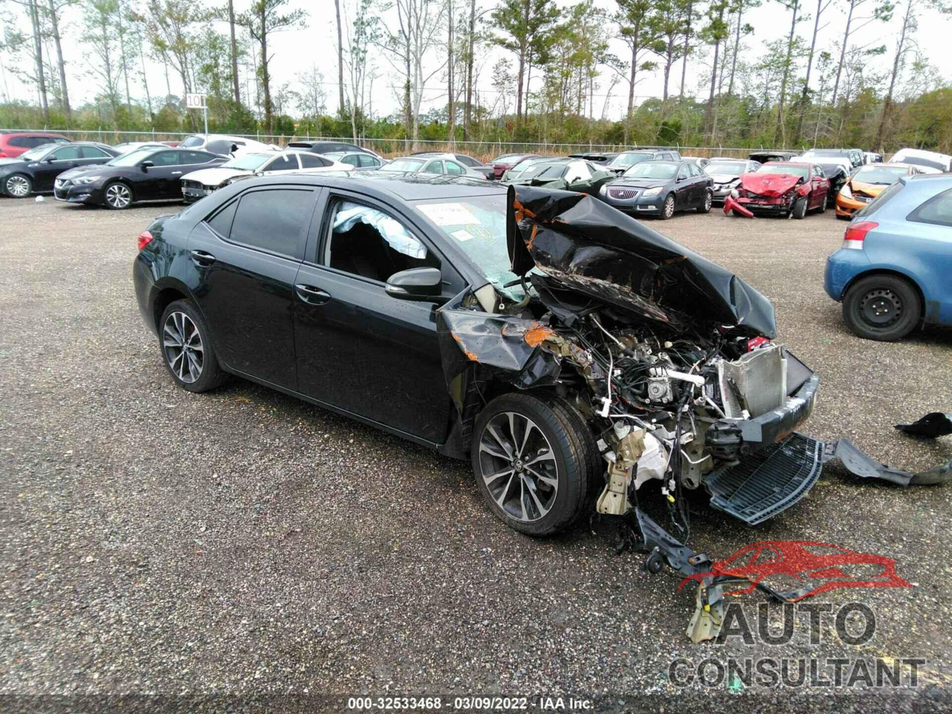 TOYOTA COROLLA 2018 - 5YFBURHE8JP841217