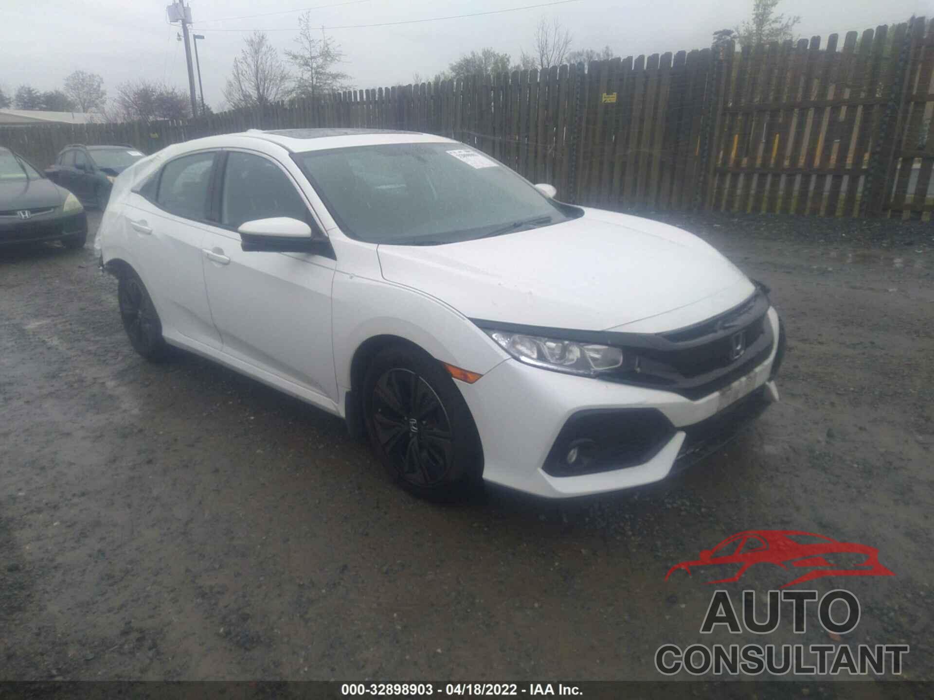 HONDA CIVIC HATCHBACK 2017 - SHHFK7H55HU214572