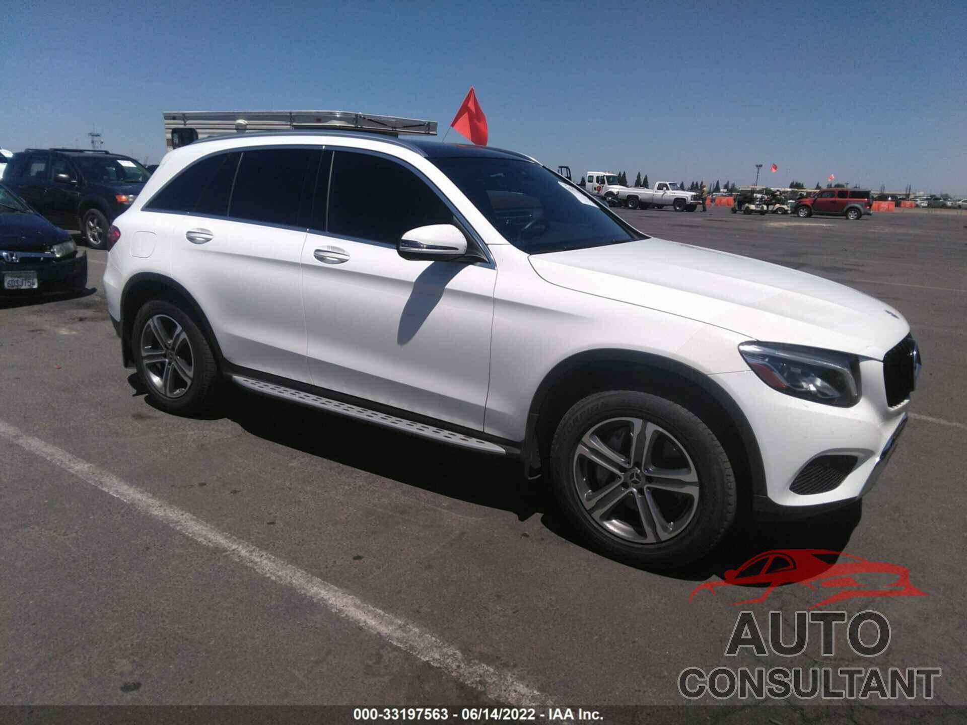 MERCEDES-BENZ GLC 2018 - WDC0G4KB6JV022827