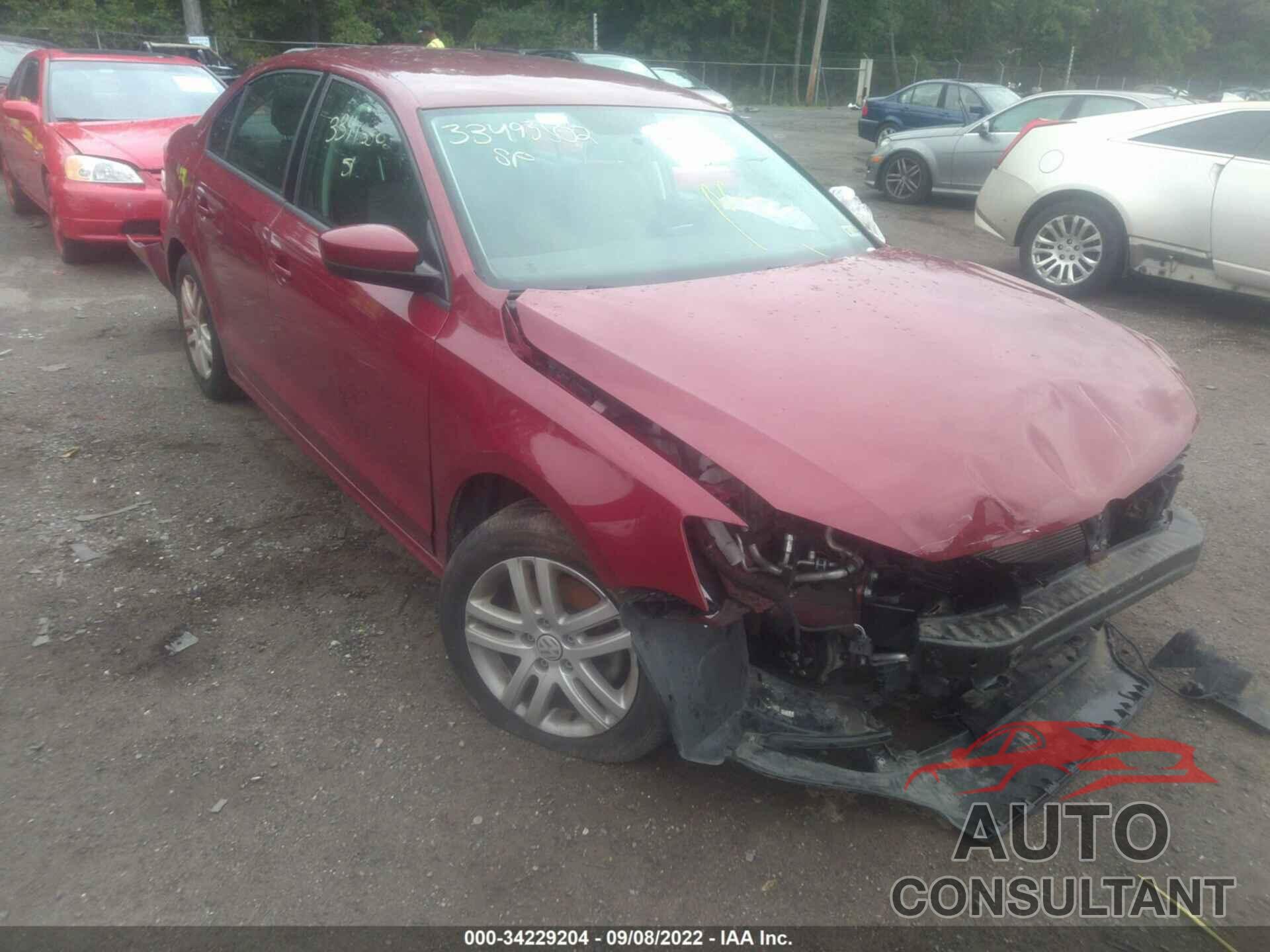 VOLKSWAGEN JETTA 2018 - 3VW2B7AJ8JM235003
