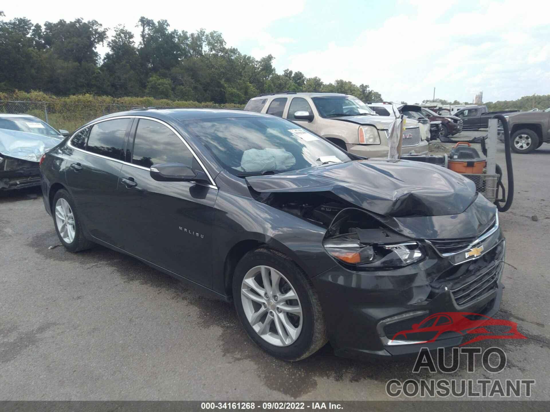 CHEVROLET MALIBU 2017 - 1G1ZE5ST0HF211391