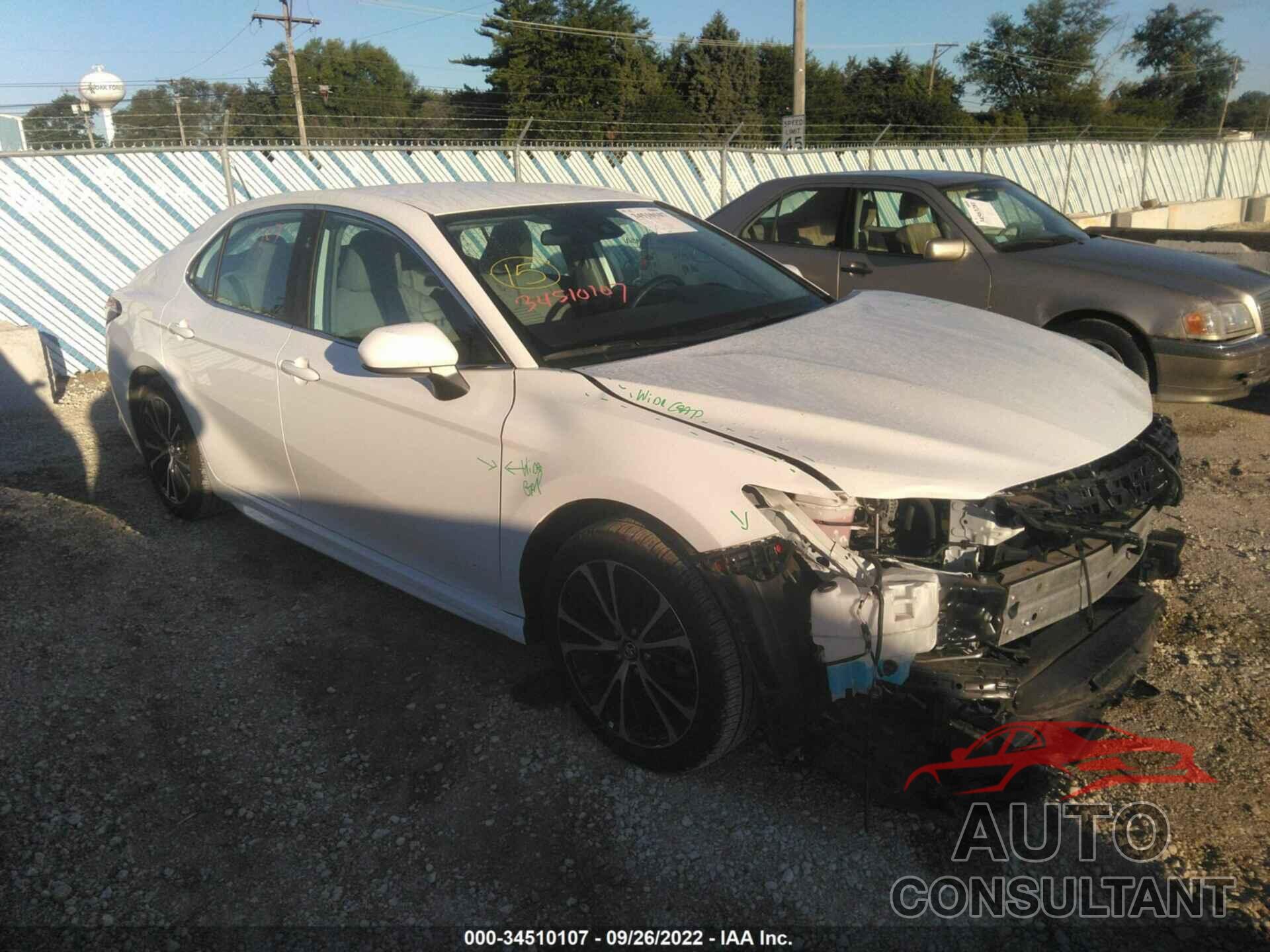 TOYOTA CAMRY 2019 - 4T1B11HK8KU714466