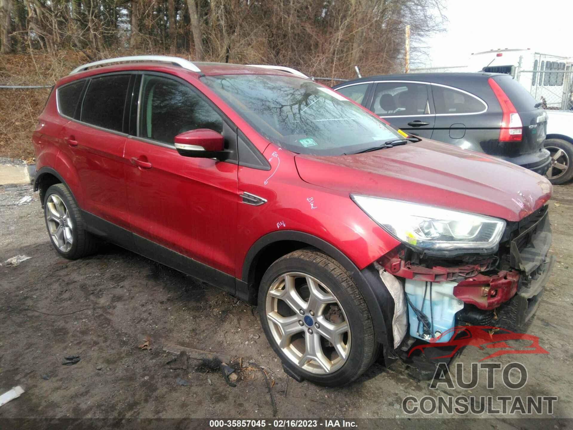 FORD ESCAPE 2017 - 1FMCU9J94HUE41701
