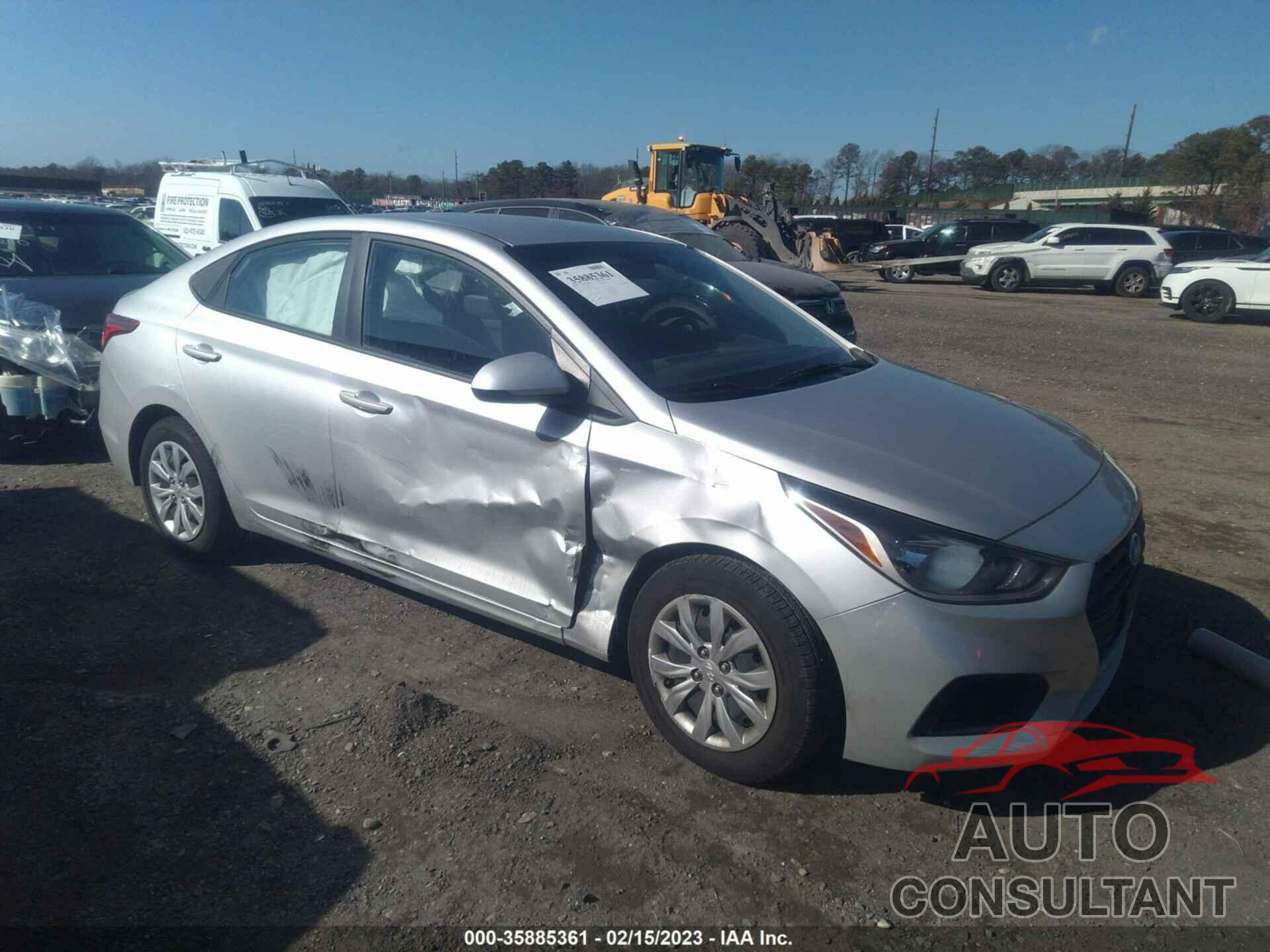 HYUNDAI ACCENT 2018 - 3KPC24A38JE032436